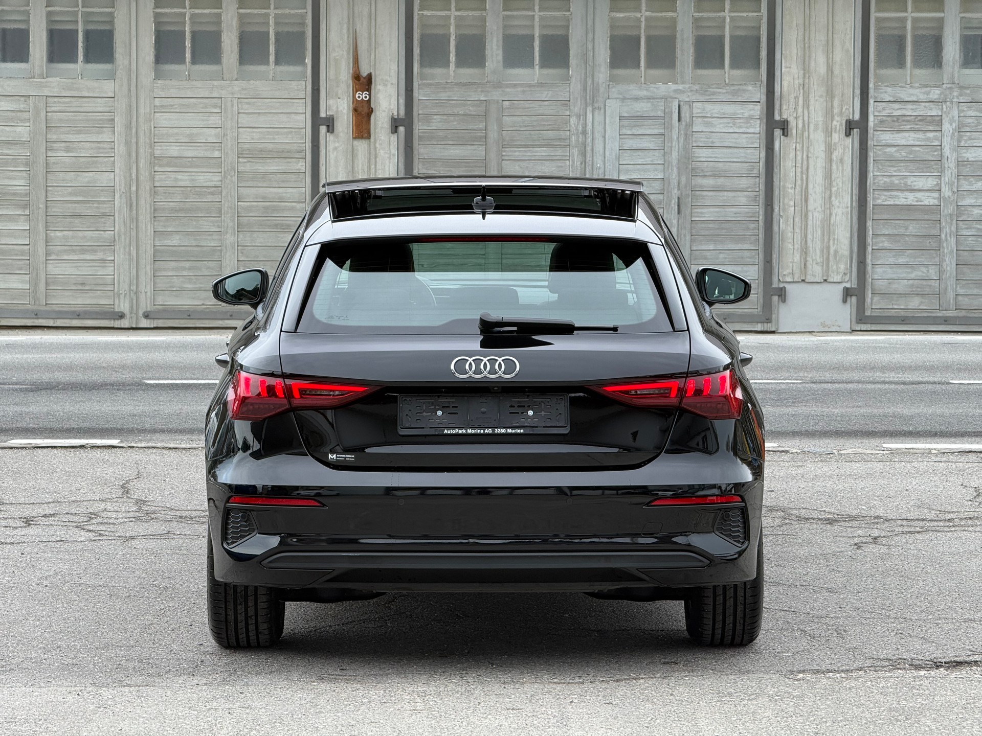 AUDI A3 Sportback 35 TFSI Attraction S-tronic-image-5