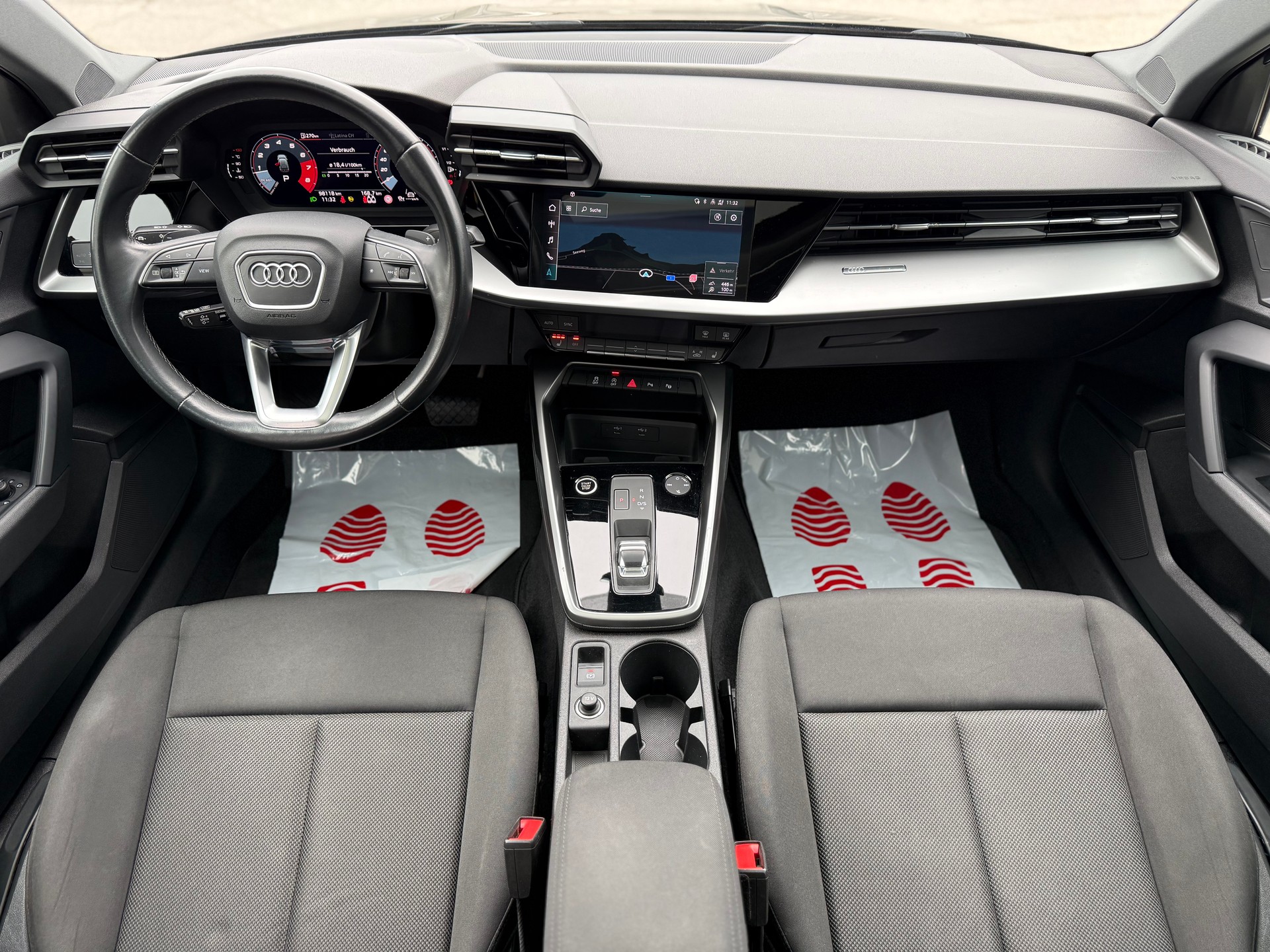 AUDI A3 Sportback 35 TFSI Attraction S-tronic-image-10