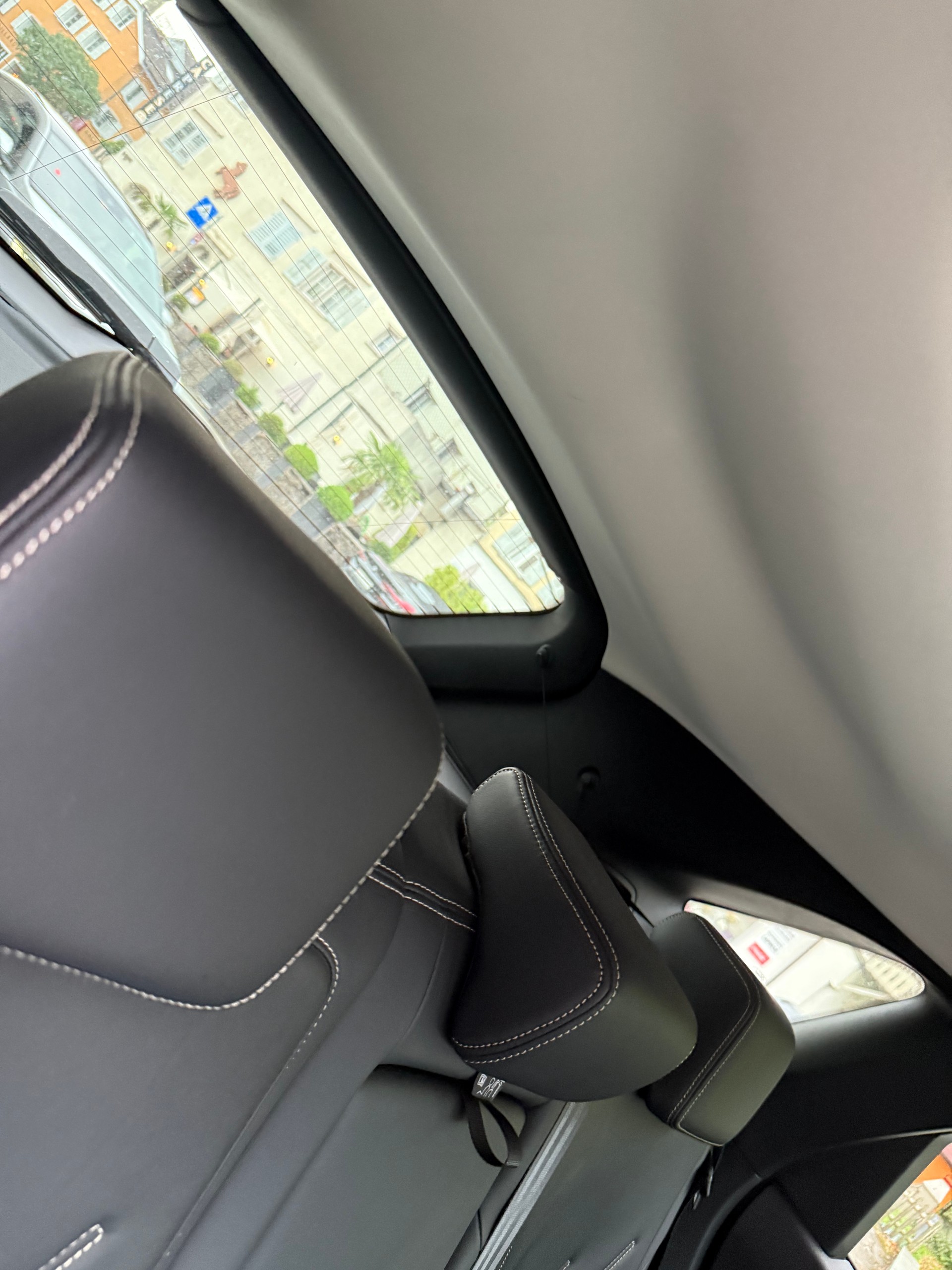 FORD Kuga 2.5 FHEV Vignale 4WD-image-9