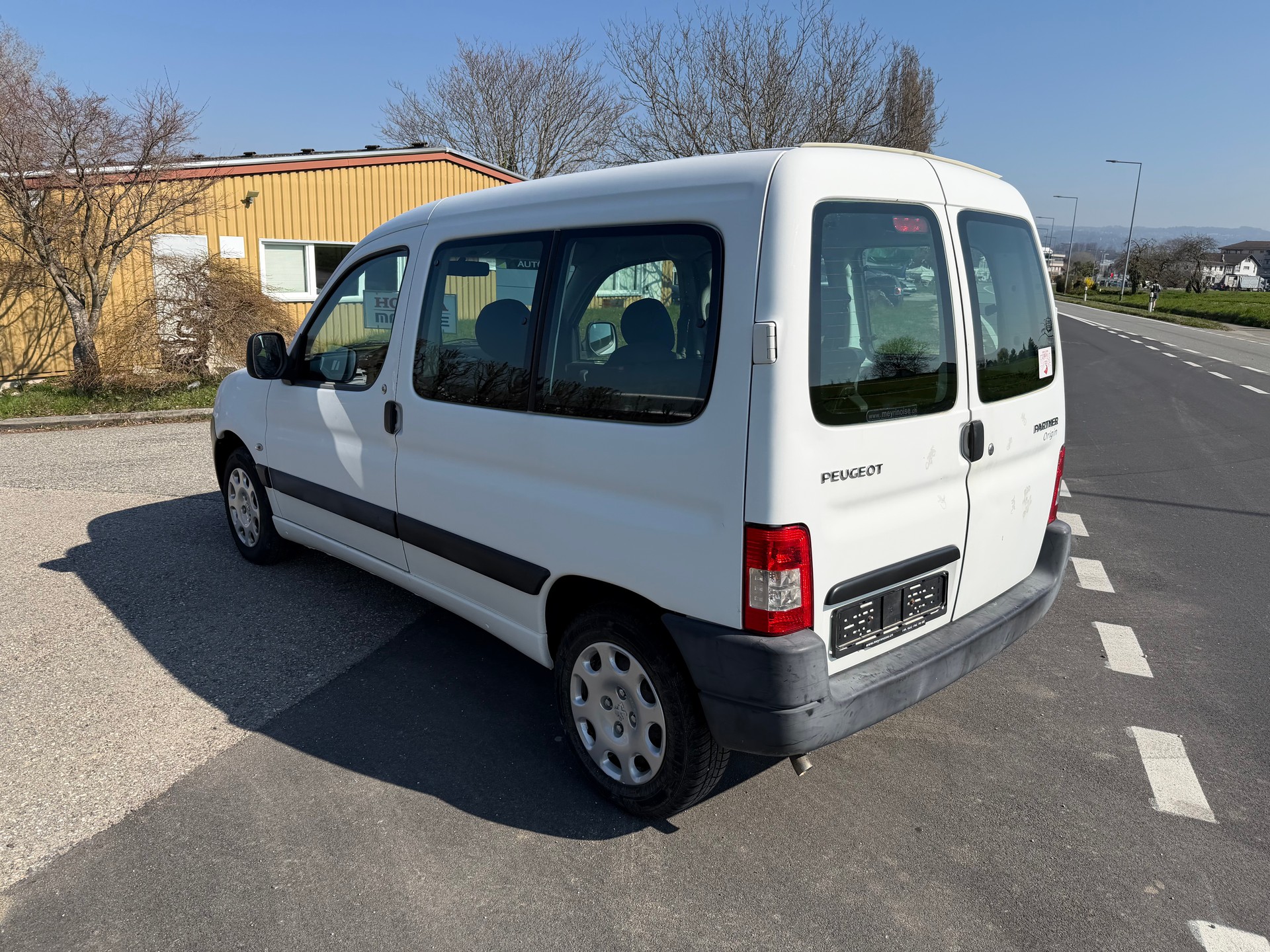 PEUGEOT Partner 1.4 Urban-image-10