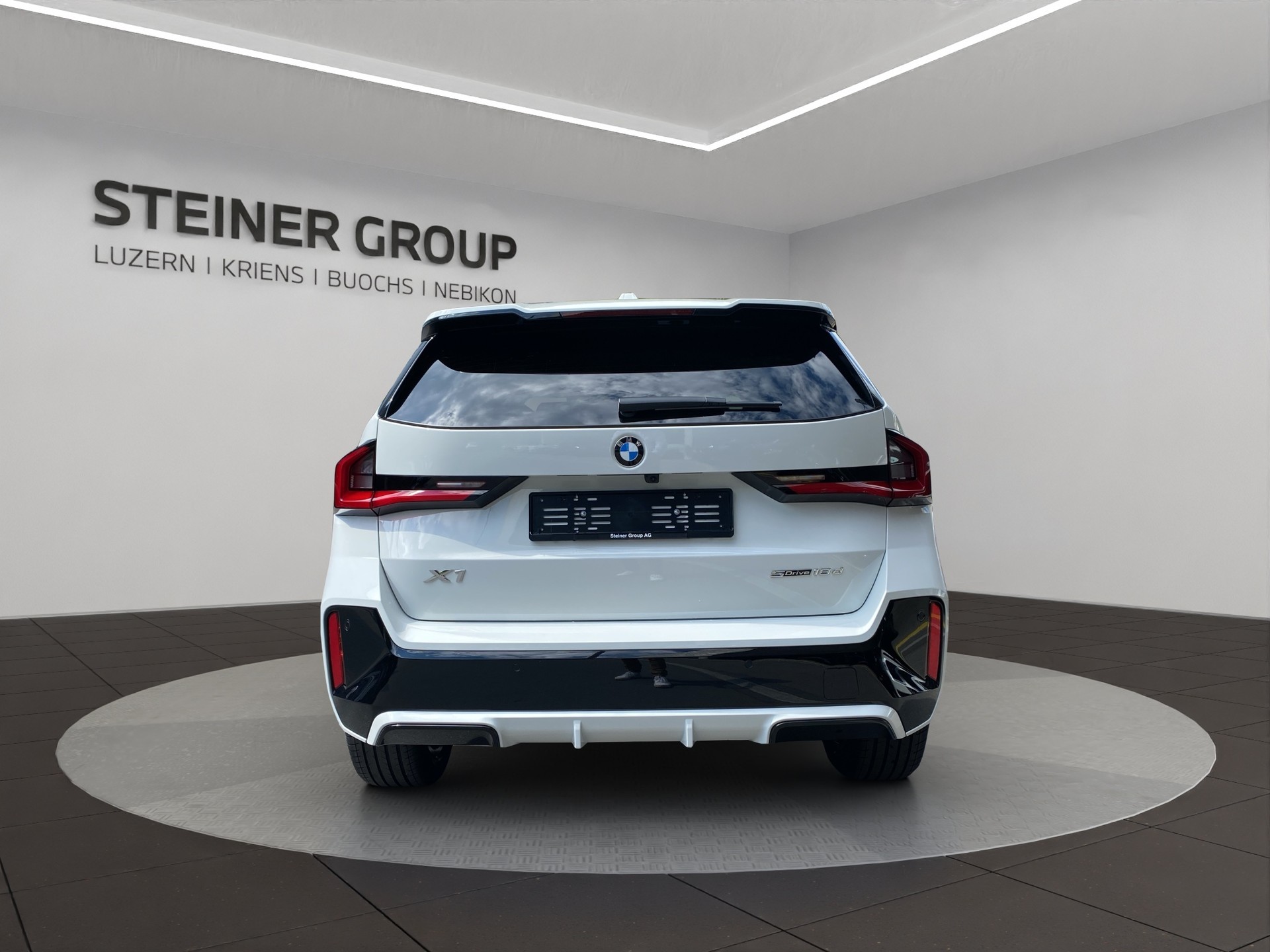 BMW X1 sDrive 18d M Sport-image-5
