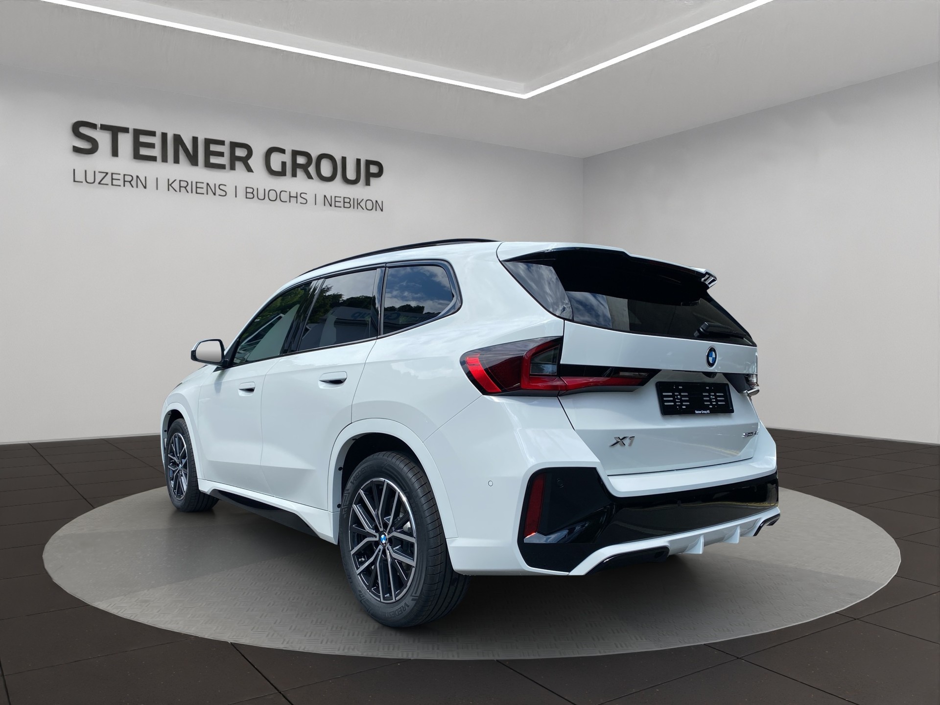 BMW X1 sDrive 18d M Sport-image-6