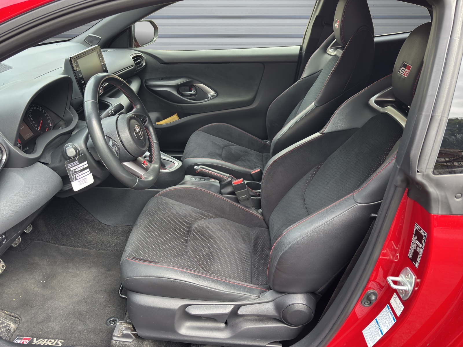 TOYOTA Yaris 1.6 GR Sport-image-8