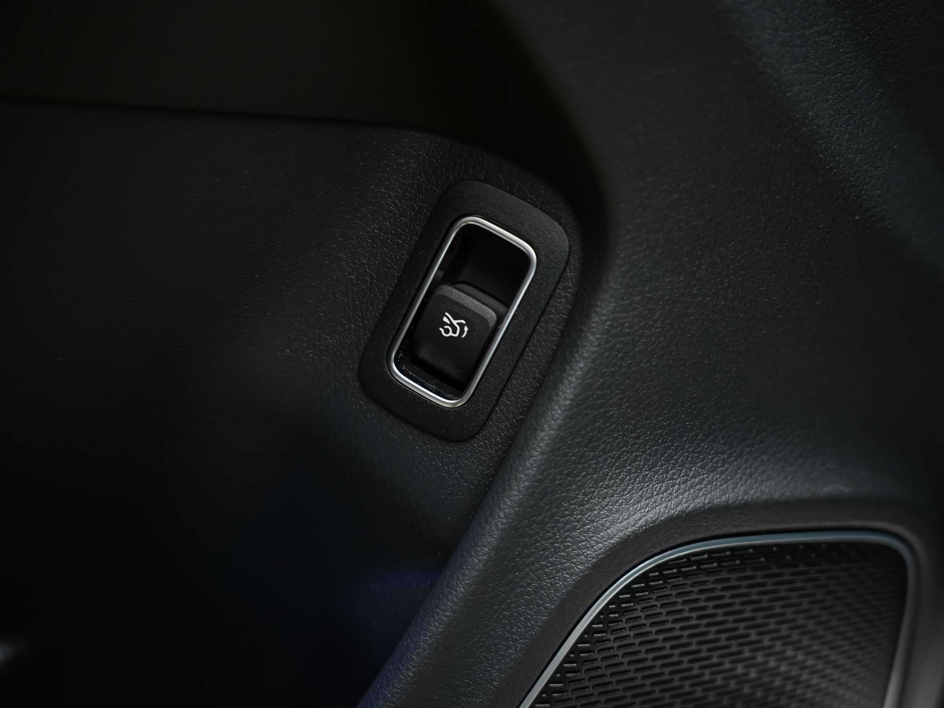 MERCEDES-BENZ CLA 45 S AMG 4Matic+ 8G-DCT *Panorama*Haed-Up*Burmester*-image-20
