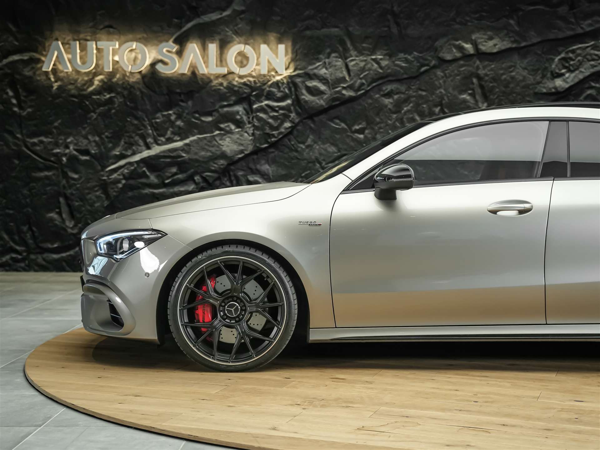 MERCEDES-BENZ CLA 45 S AMG 4Matic+ 8G-DCT *Panorama*Haed-Up*Burmester*-image-14
