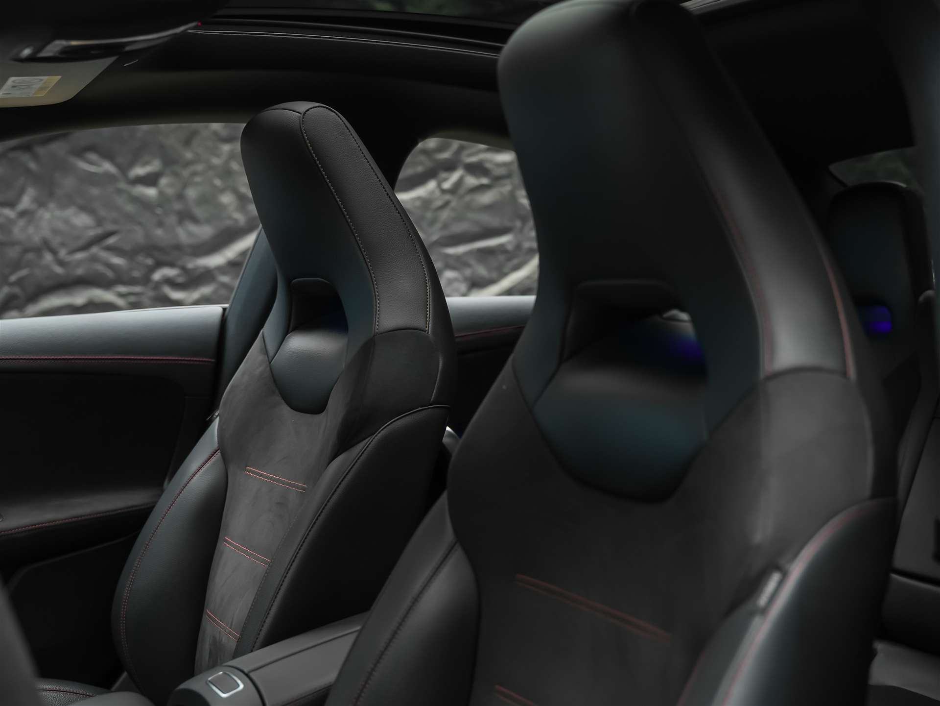 MERCEDES-BENZ CLA 45 S AMG 4Matic+ 8G-DCT *Panorama*Haed-Up*Burmester*-image-9