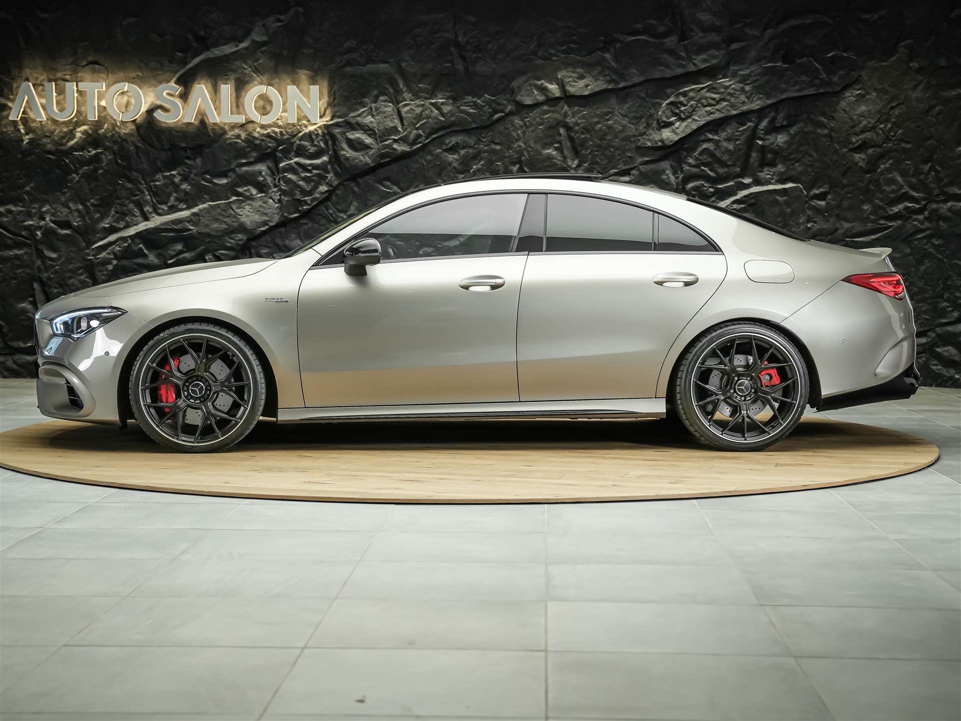 MERCEDES-BENZ CLA 45 S AMG 4Matic+ 8G-DCT *Panorama*Haed-Up*Burmester*-image-1