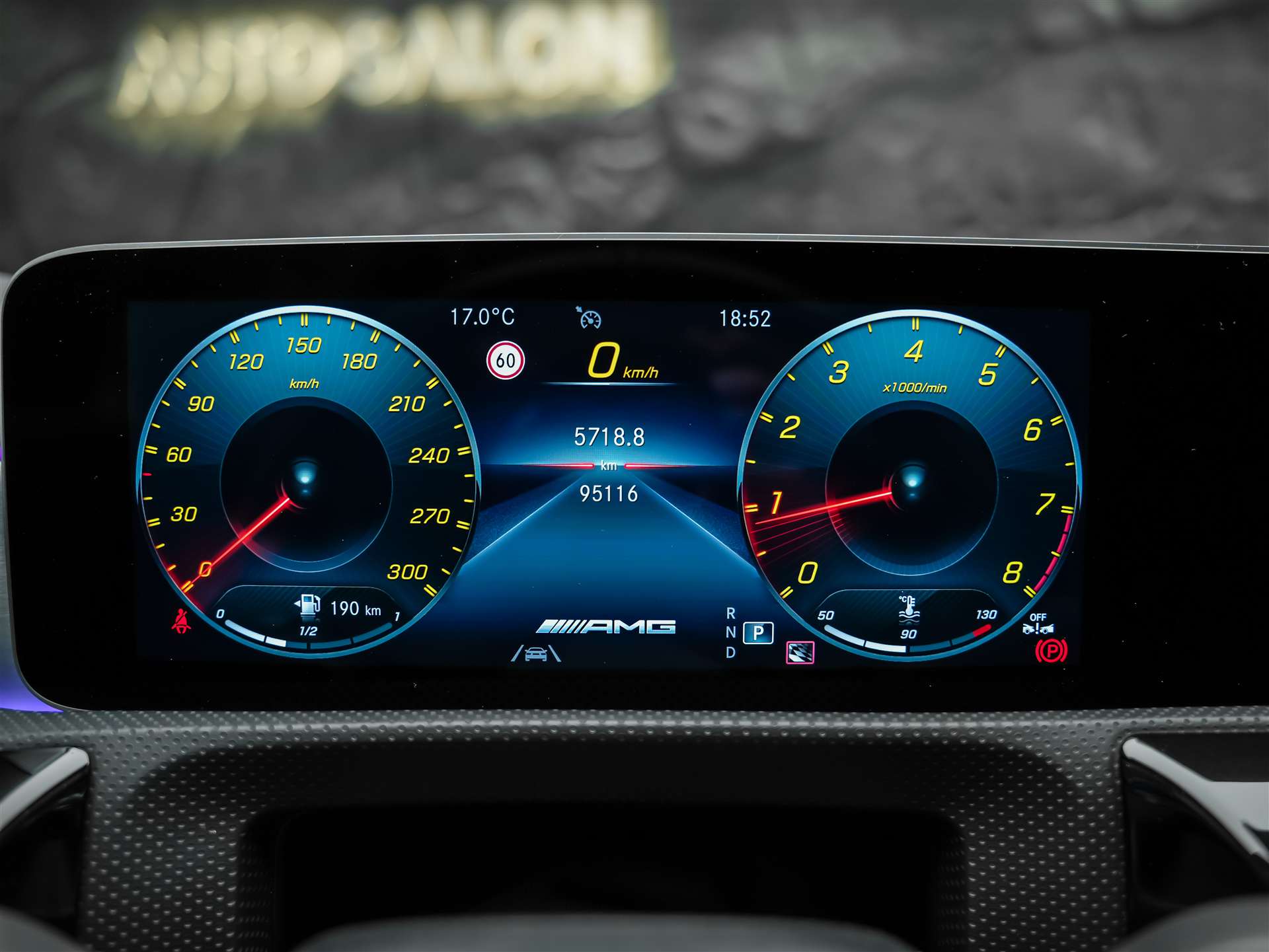 MERCEDES-BENZ CLA 45 S AMG 4Matic+ 8G-DCT *Panorama*Haed-Up*Burmester*-image-32