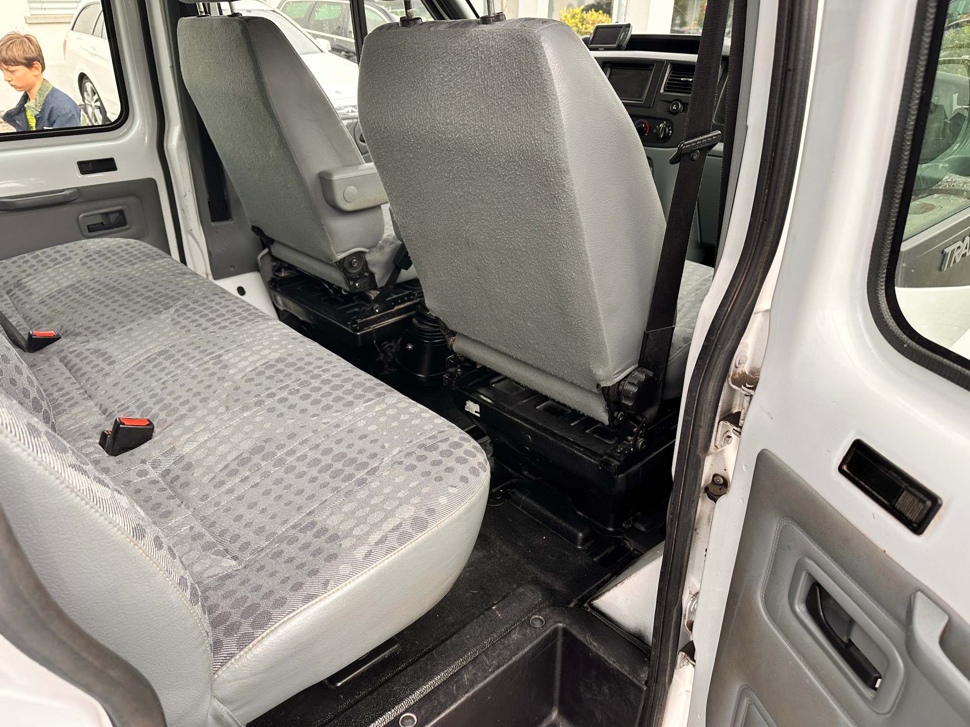 FORD Transit-image-12