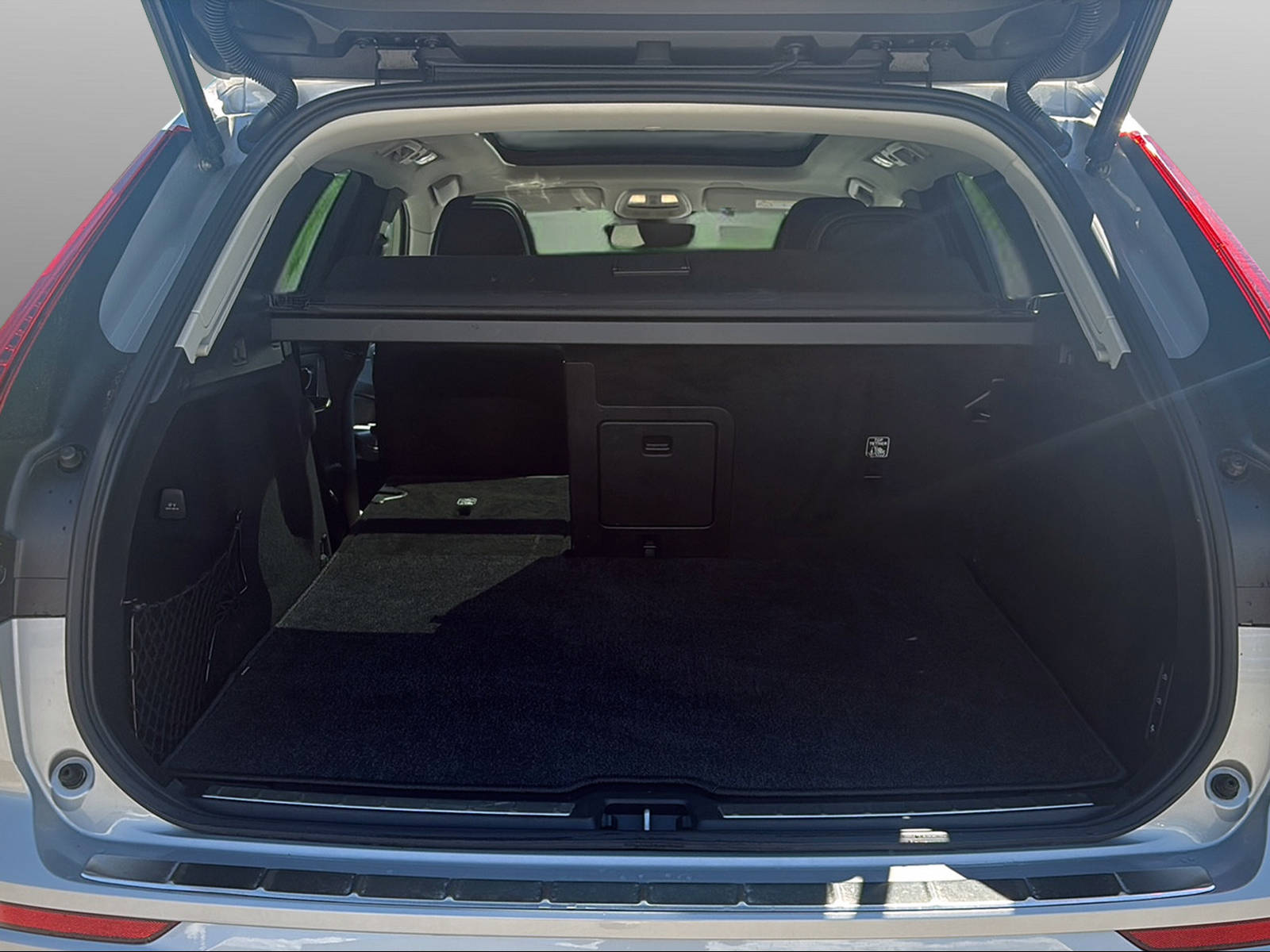 VOLVO XC60 2.0 B5 MH Ultimate Bright AWD-image-15