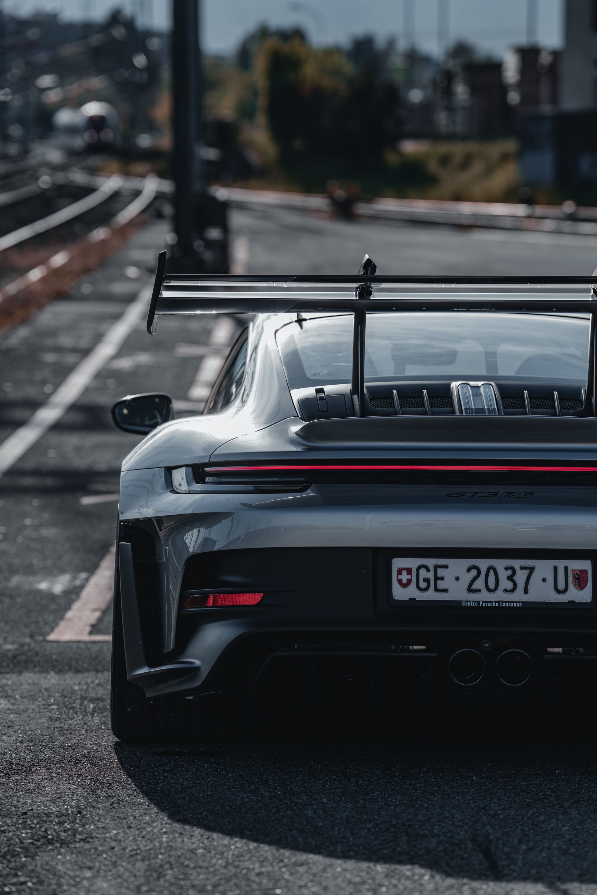 PORSCHE 911 GT3 RS-image-2