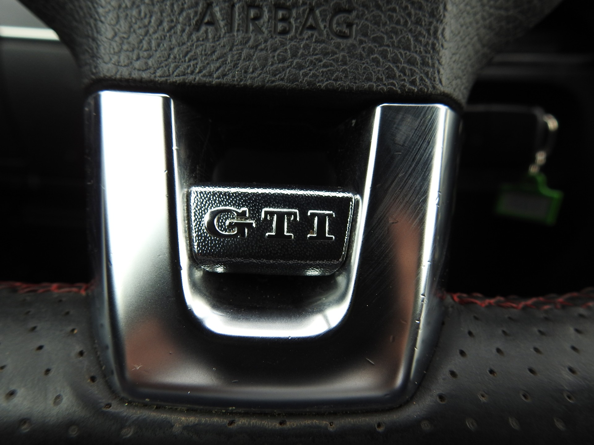 VW Golf 2.0 TSI GTI DSG-image-24