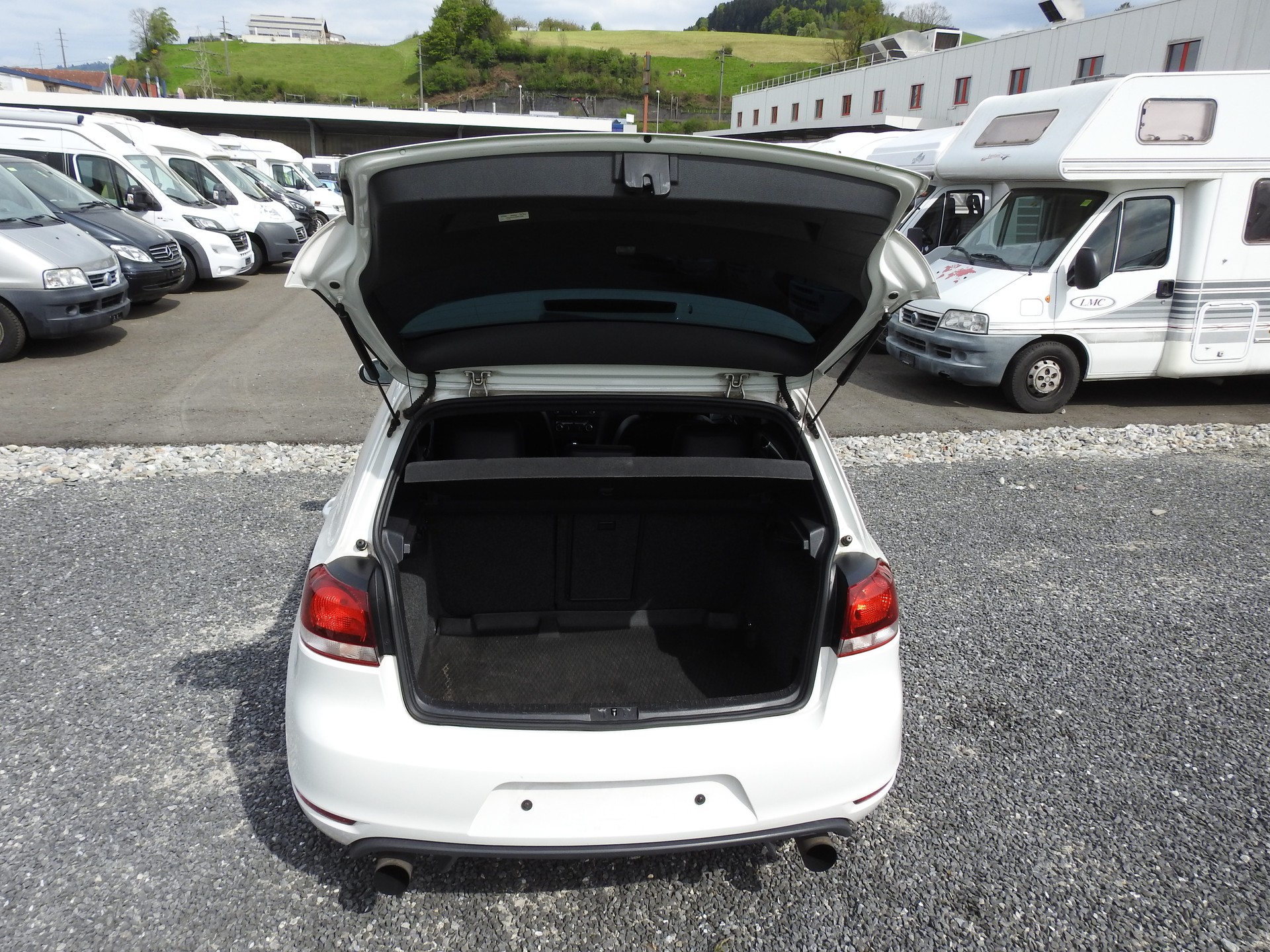 VW Golf 2.0 TSI GTI DSG-image-11