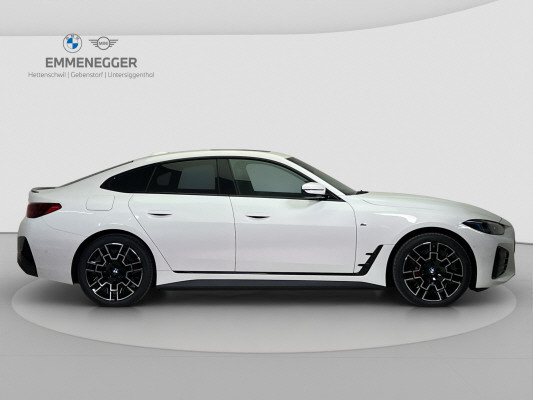 BMW i4 xDrive 40 M Sport Pro-image-5