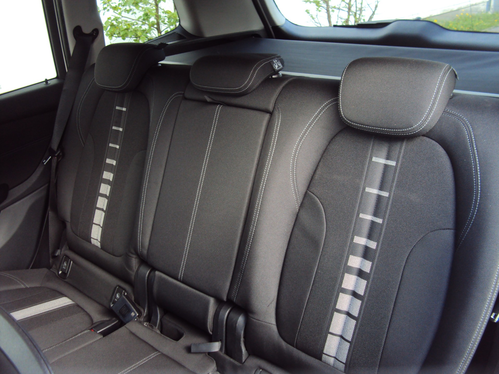 BMW 220d xDrive Gran Tourer Steptronic-image-15