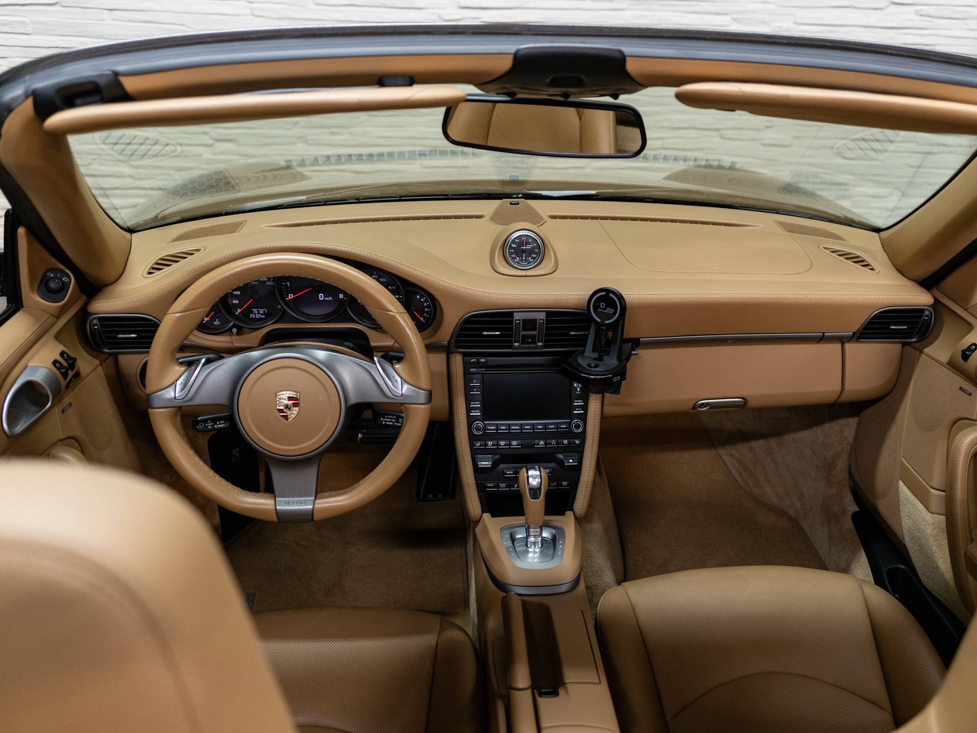PORSCHE 911 (997.2) Cabriolet - 1. Hand | Porsche Classic-image-7