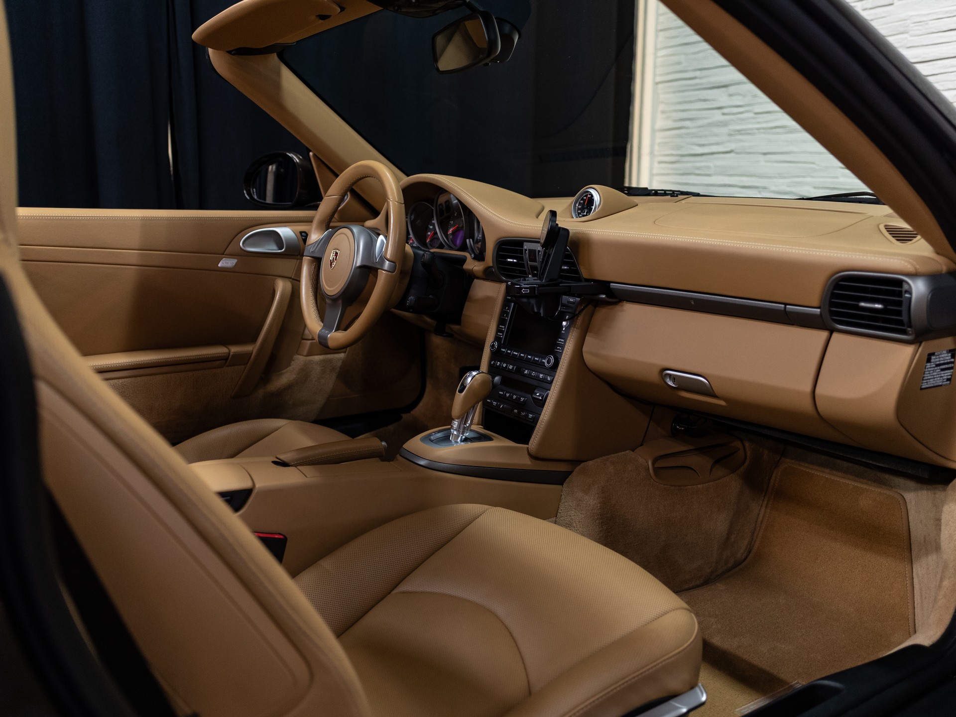 PORSCHE 911 (997.2) Cabriolet - 1. Hand | Porsche Classic-image-9