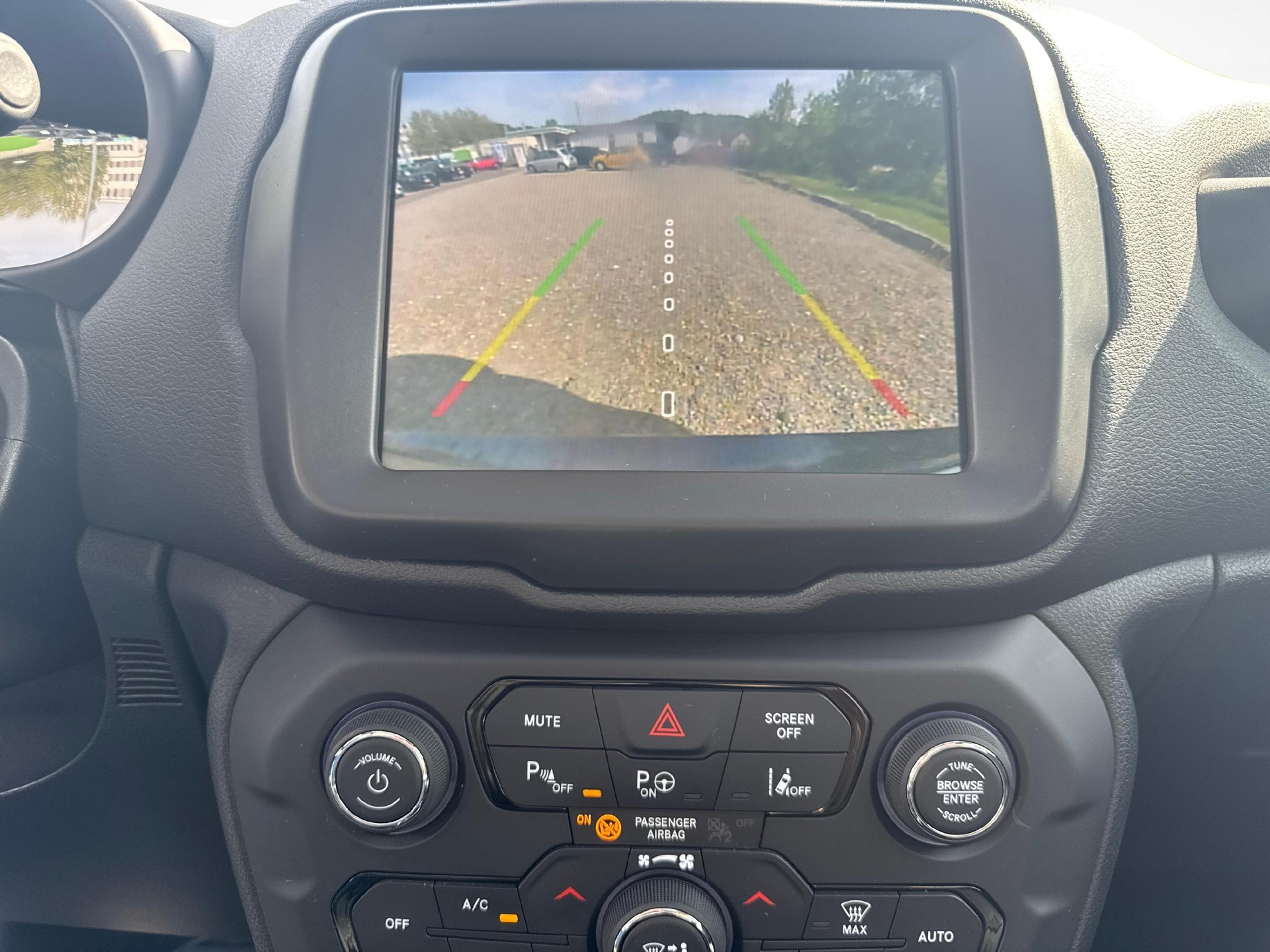 JEEP Renegade 1.5 Turbo S-image-14