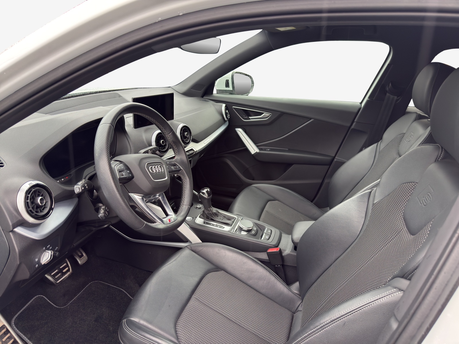 AUDI Q2 40 TFSI S line Attraction quattro S-tronic-image-7