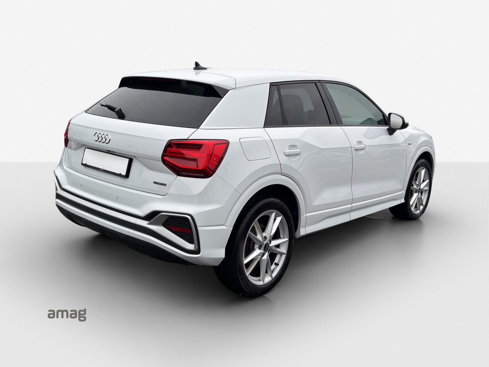 AUDI Q2 40 TFSI S line Attraction quattro S-tronic-image-4