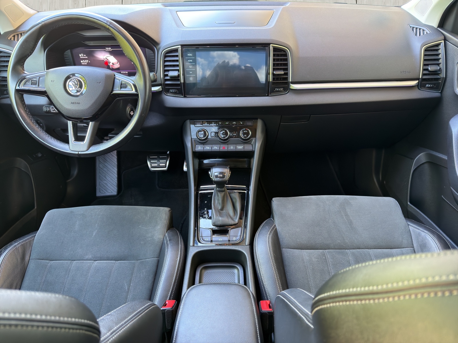 SKODA Karoq 1.5 TSI ACT Style DSG-image-8
