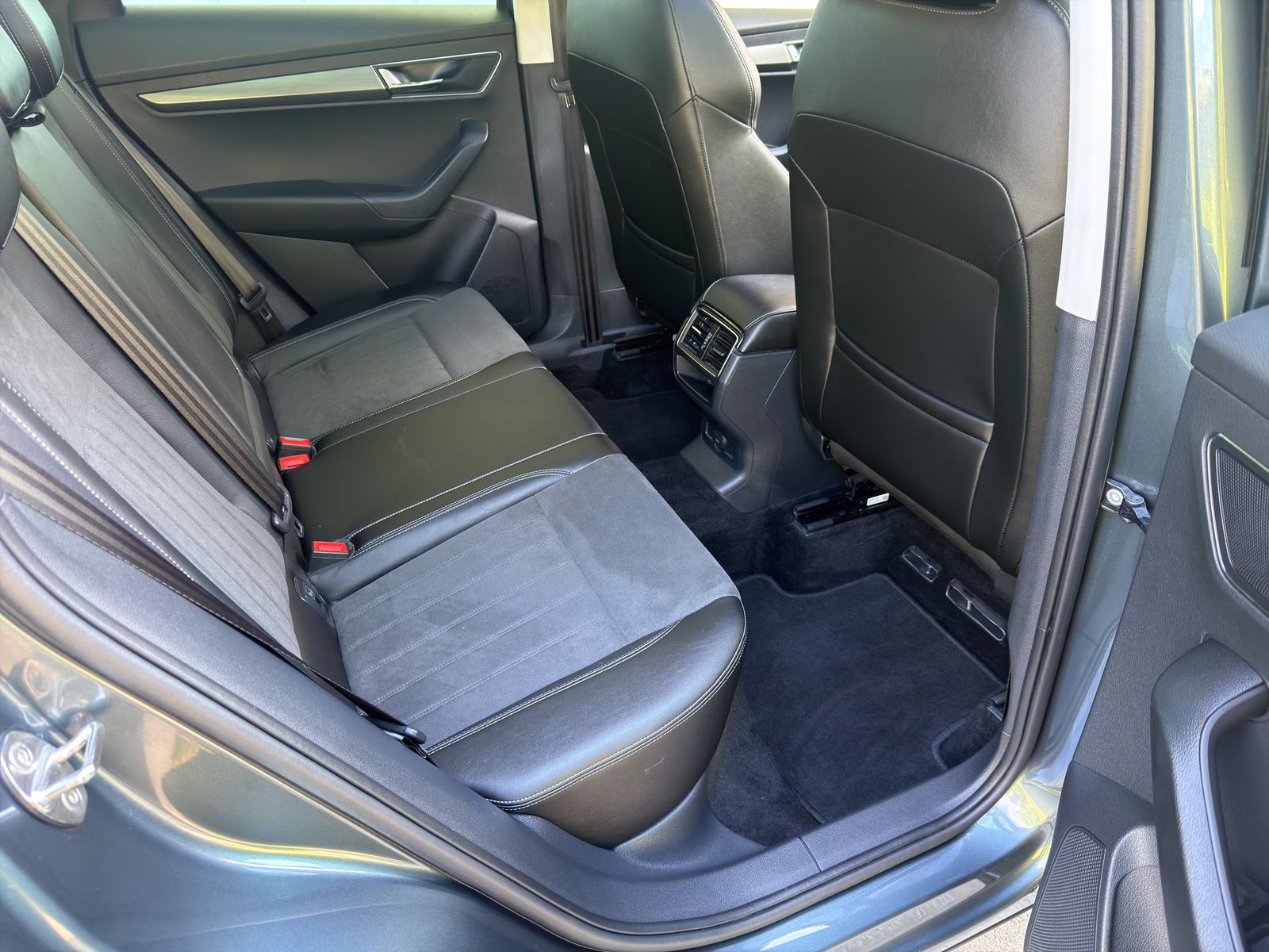 SKODA Karoq 1.5 TSI ACT Style DSG-image-12