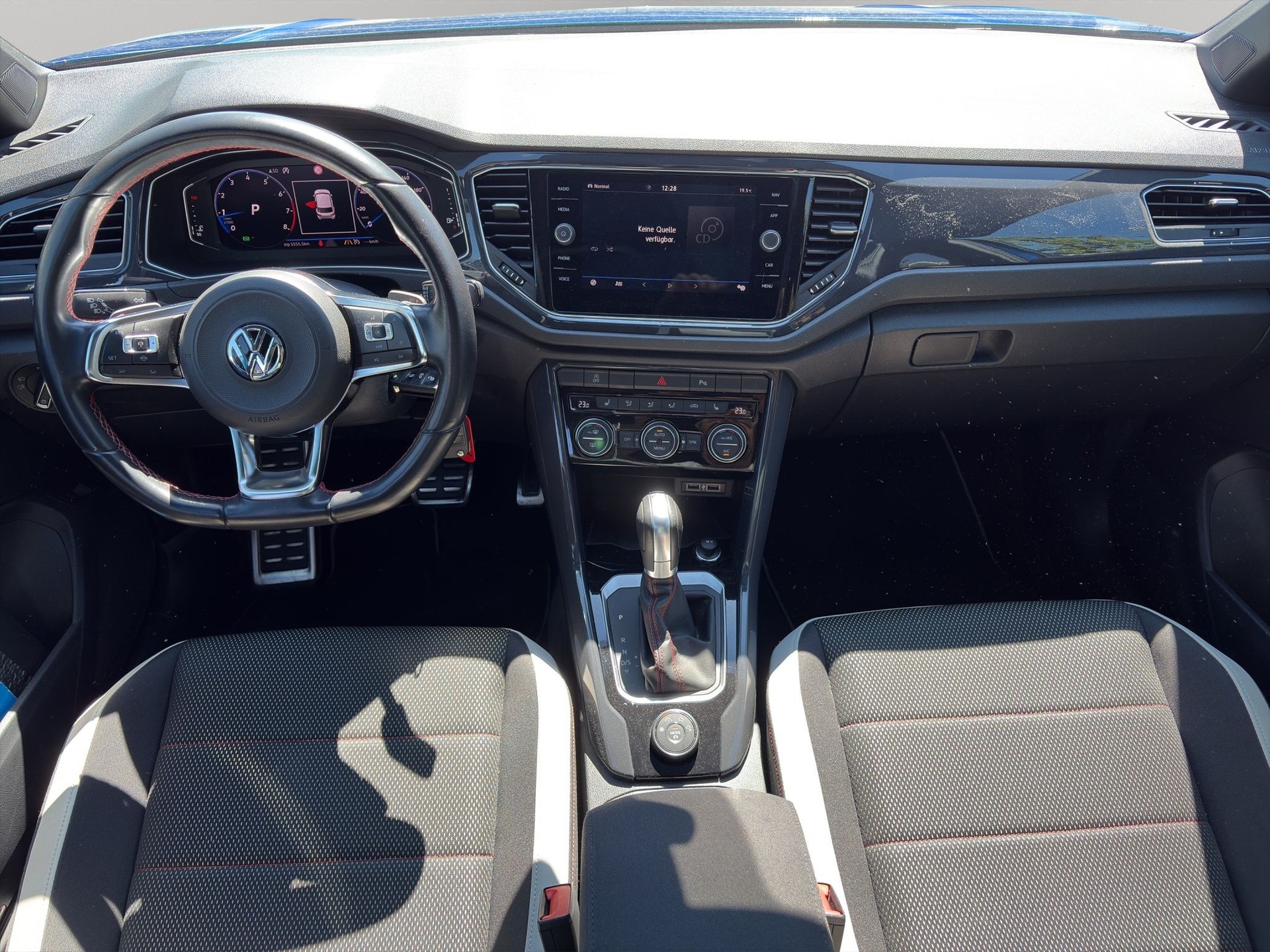 VW T-Roc 2.0 TSI Sport DSG 4Motion-image-6
