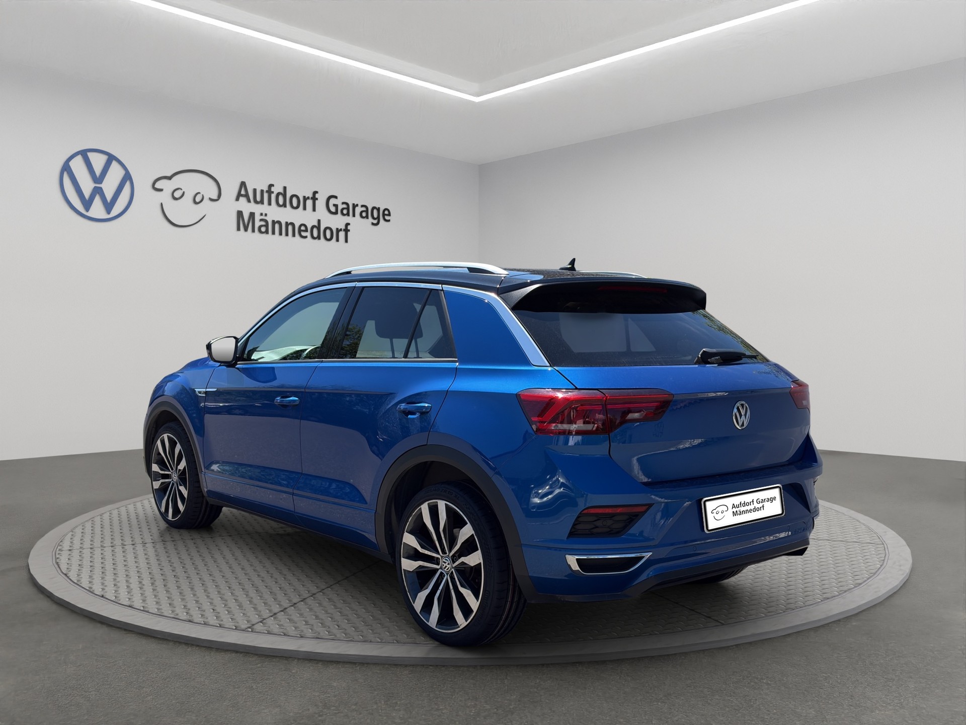 VW T-Roc 2.0 TSI Sport DSG 4Motion-image-3