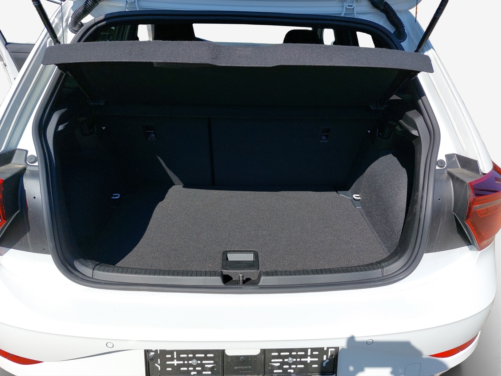 VW Polo 2.0 TSI GTI 75 Edition DSG-image-13