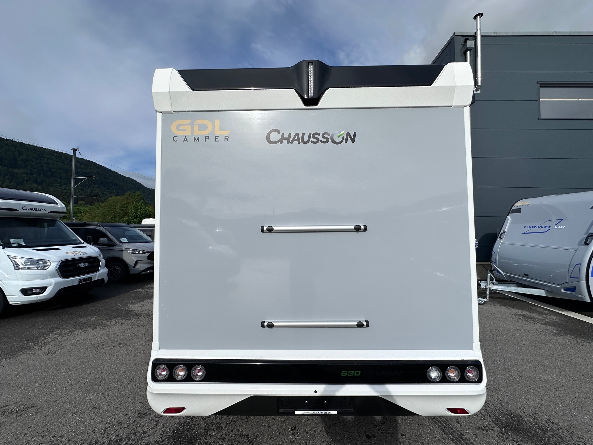 CHAUSSON 630 Titanium Line-showroom-element-3