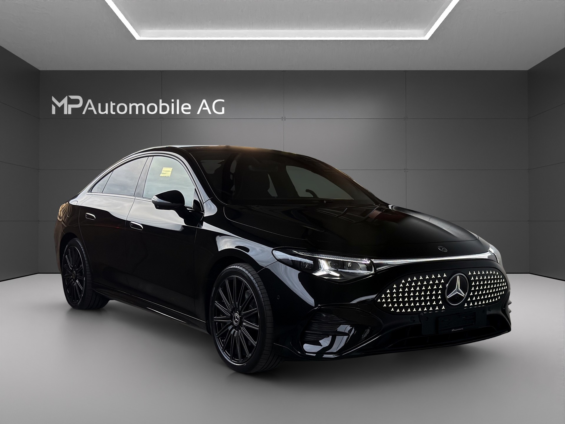 MERCEDES-BENZ CLA 250+ 85 kWh EQ-showroom-element-1