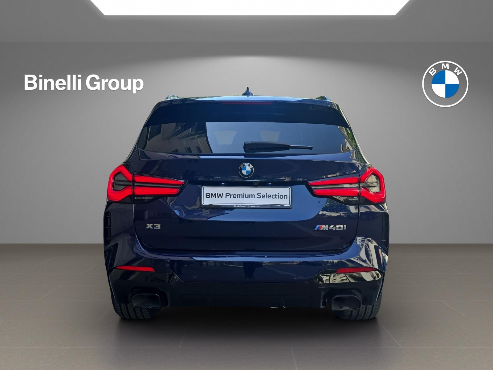 BMW X3 M40i-showroom-element-3
