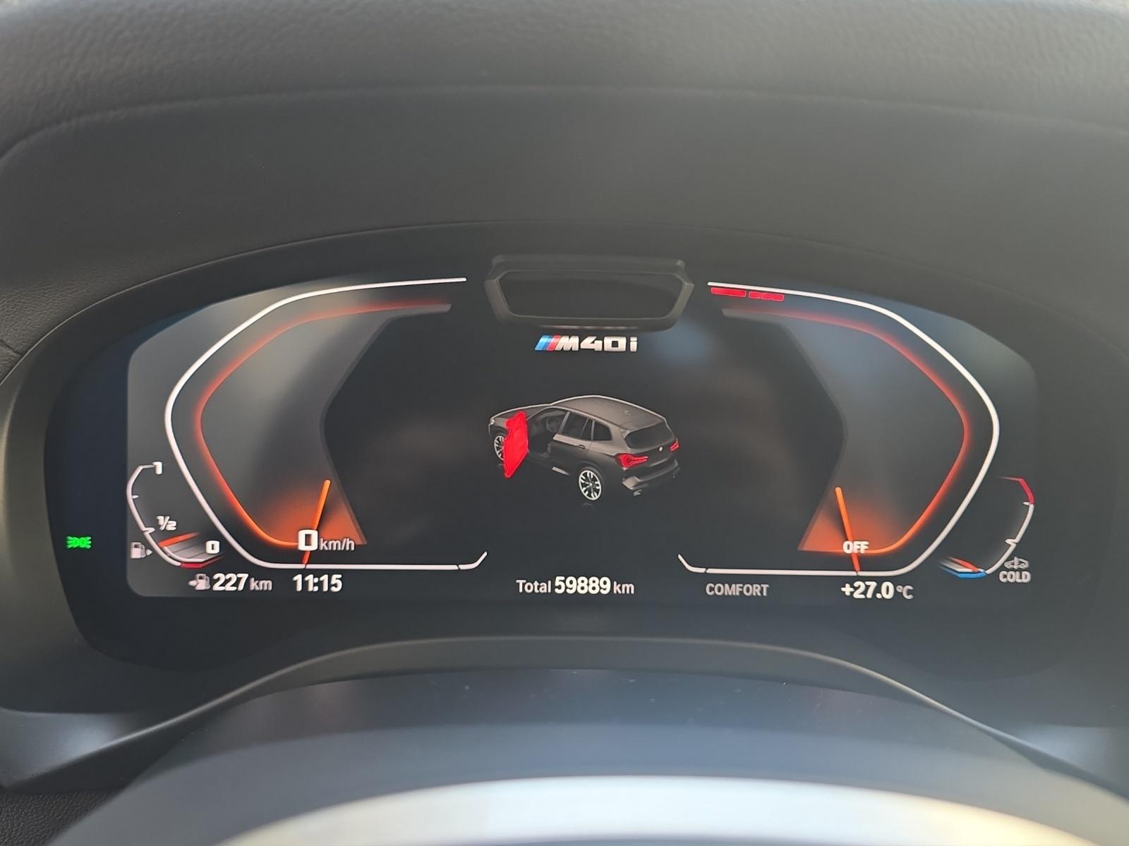 BMW X3 M40i-image-12