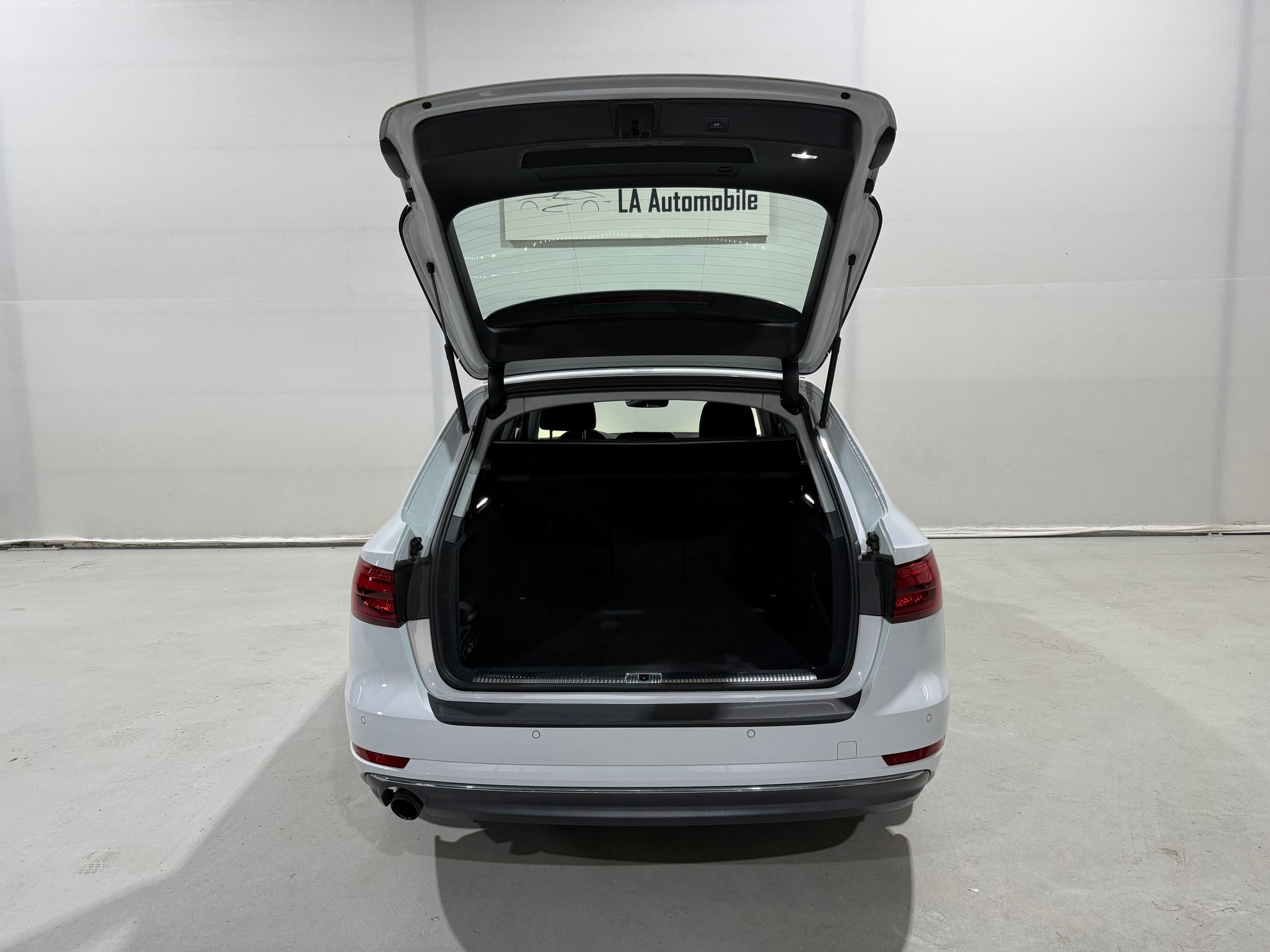 AUDI A4 Avant 1.4 TFSI Sport S-tronic-image-10