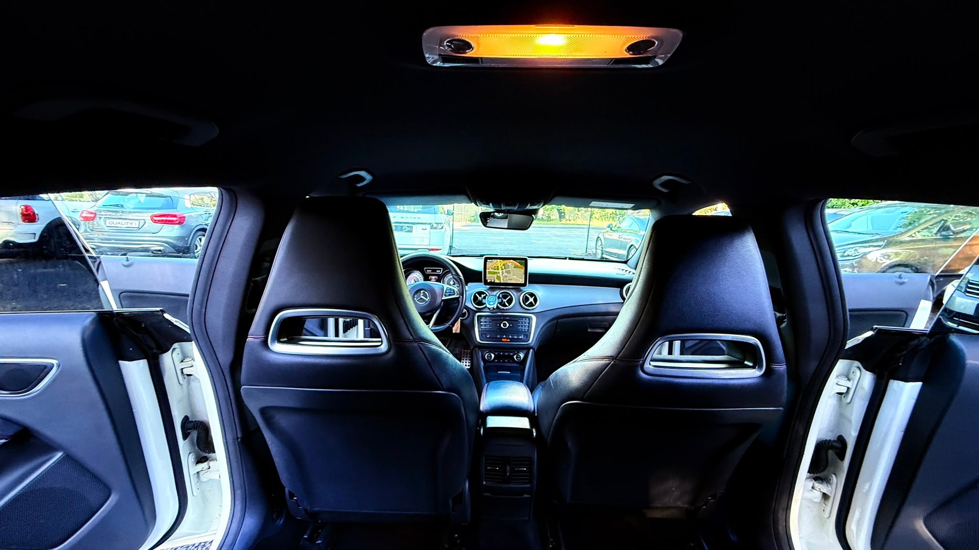 MERCEDES-BENZ CLA Shooting Brake 250 7G-DCT 4Matic-image-6
