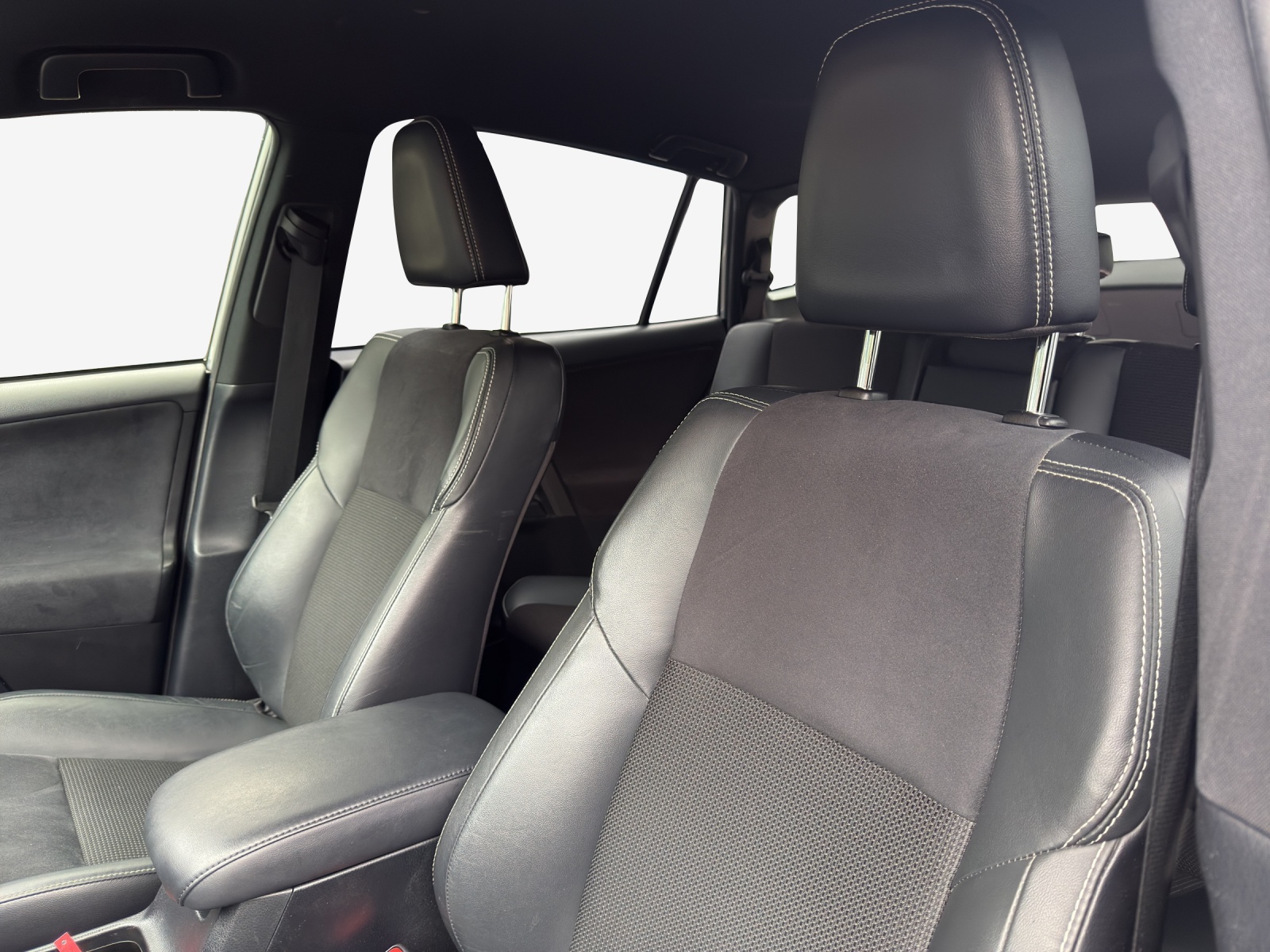 TOYOTA RAV-4 2.5 HSD Victory e-CVT-image-13