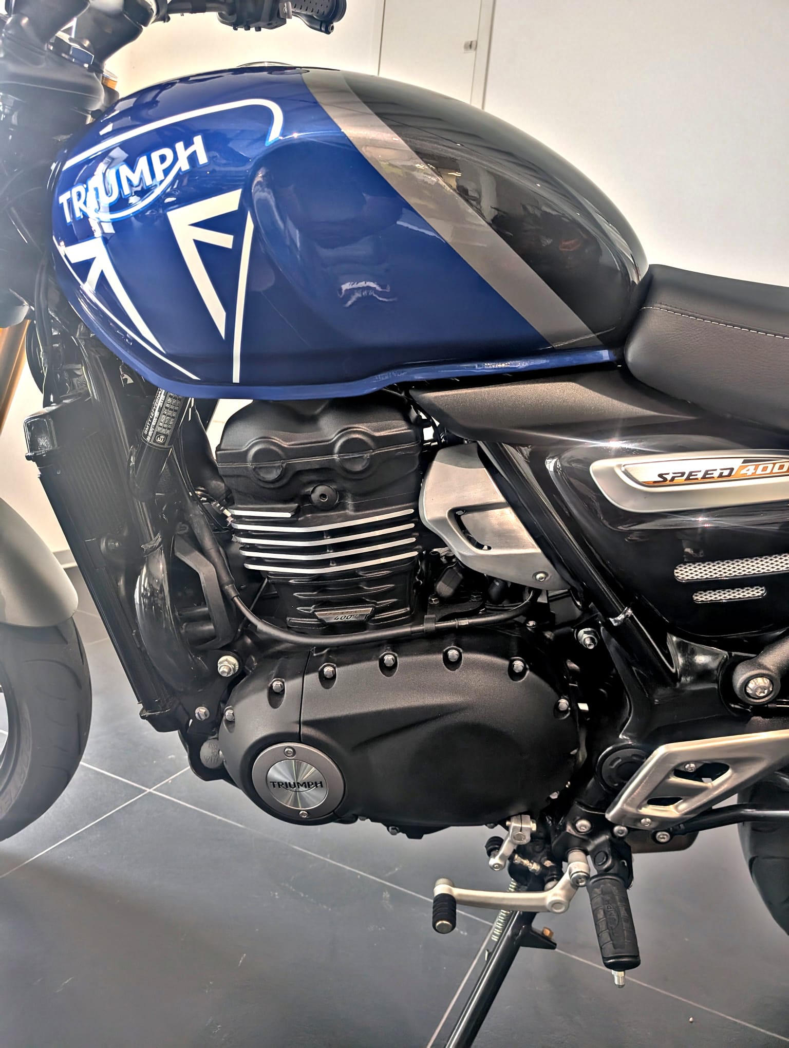 TRIUMPH Speed 400-image-8