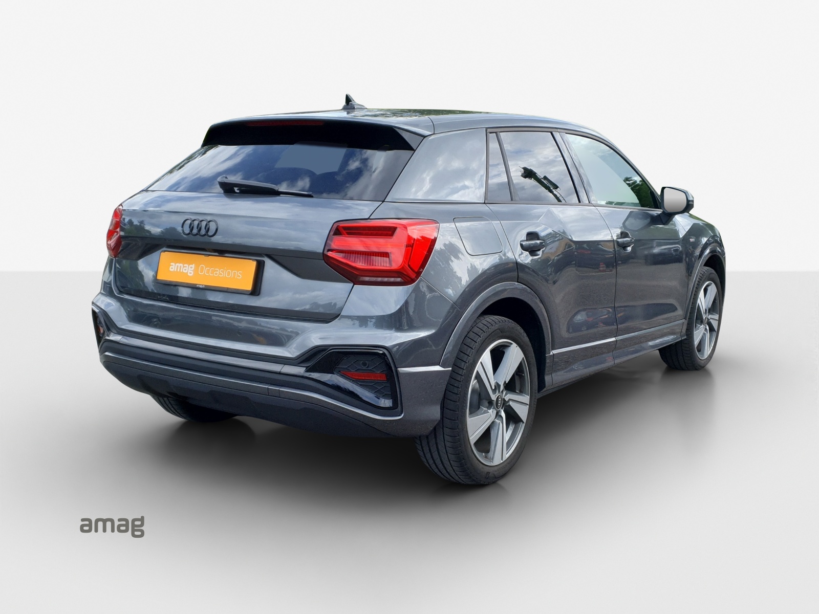 AUDI Q2 40 TFSI S line Attraction quattro S-tronic-image-4