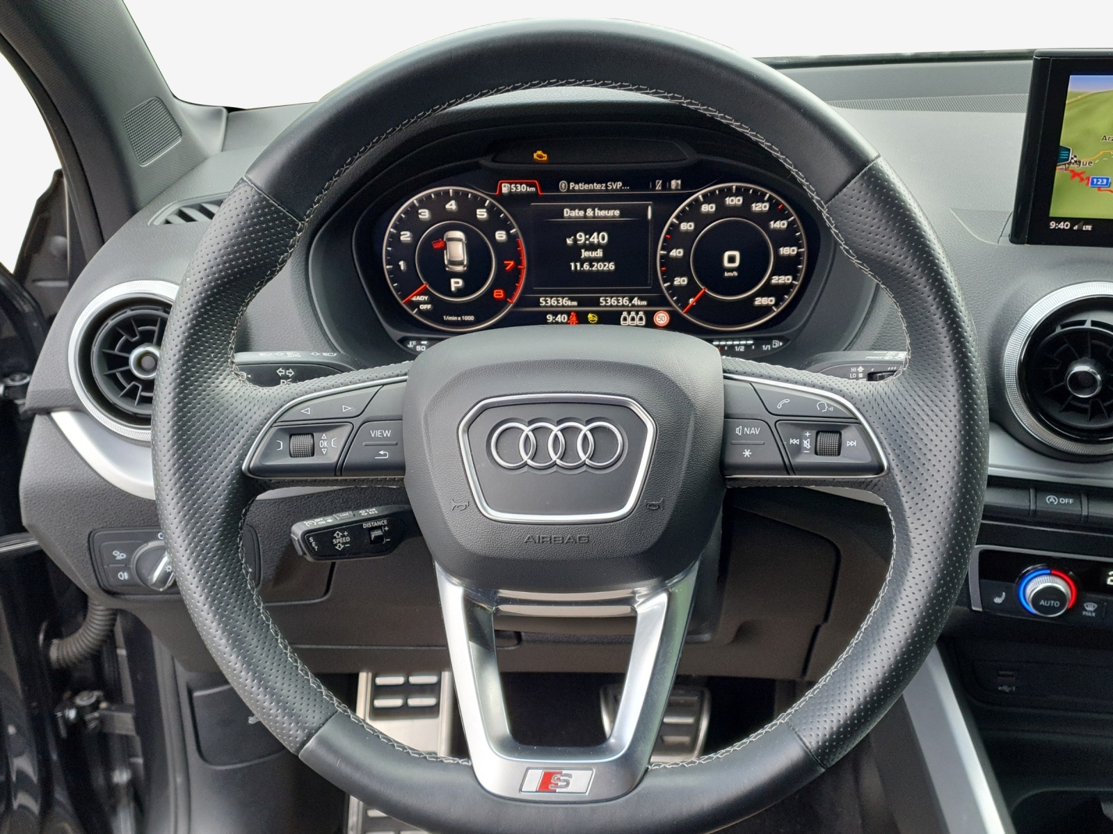 AUDI Q2 40 TFSI S line Attraction quattro S-tronic-image-9