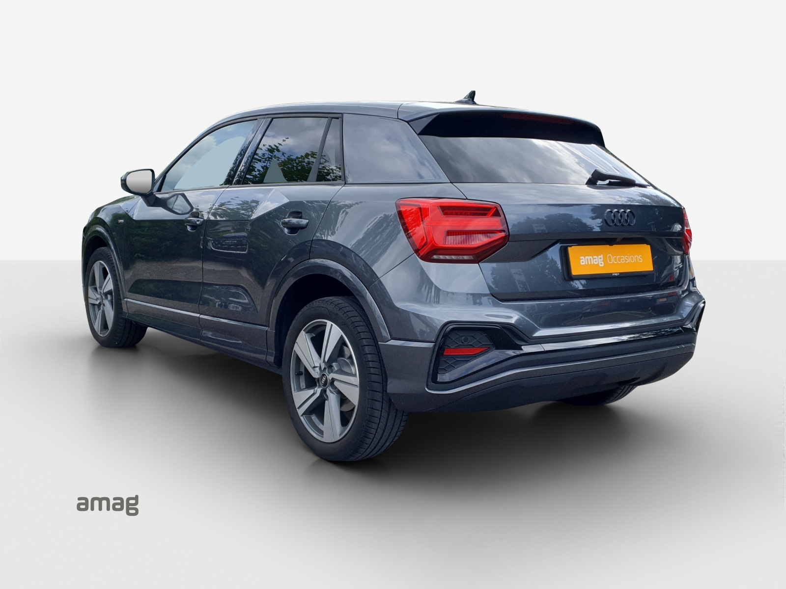 AUDI Q2 40 TFSI S line Attraction quattro S-tronic-showroom-element-2