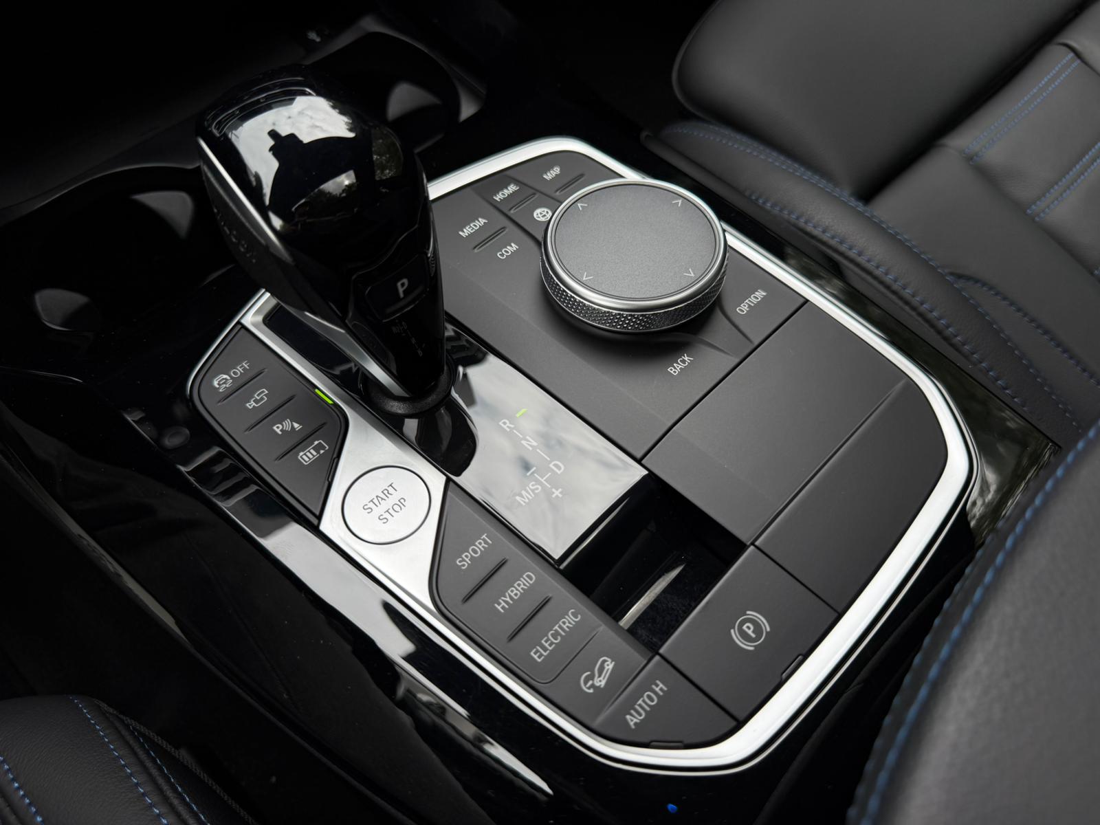 BMW X3 xDrive 30e M Sport-image-28