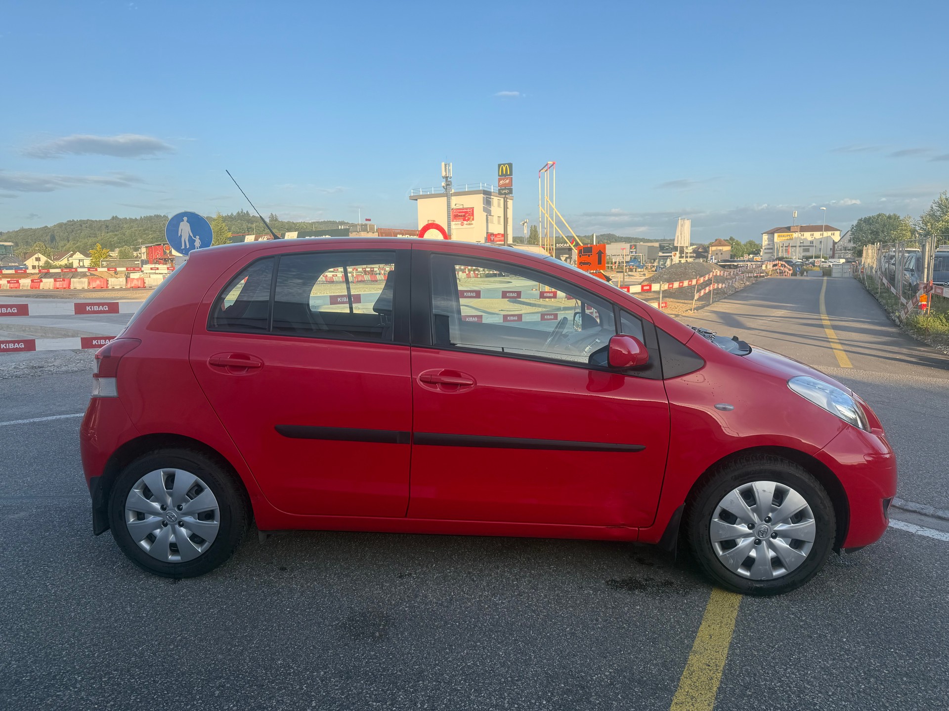 TOYOTA Yaris 1.33 Linea Luna (MFK, SERVICE)-image-6