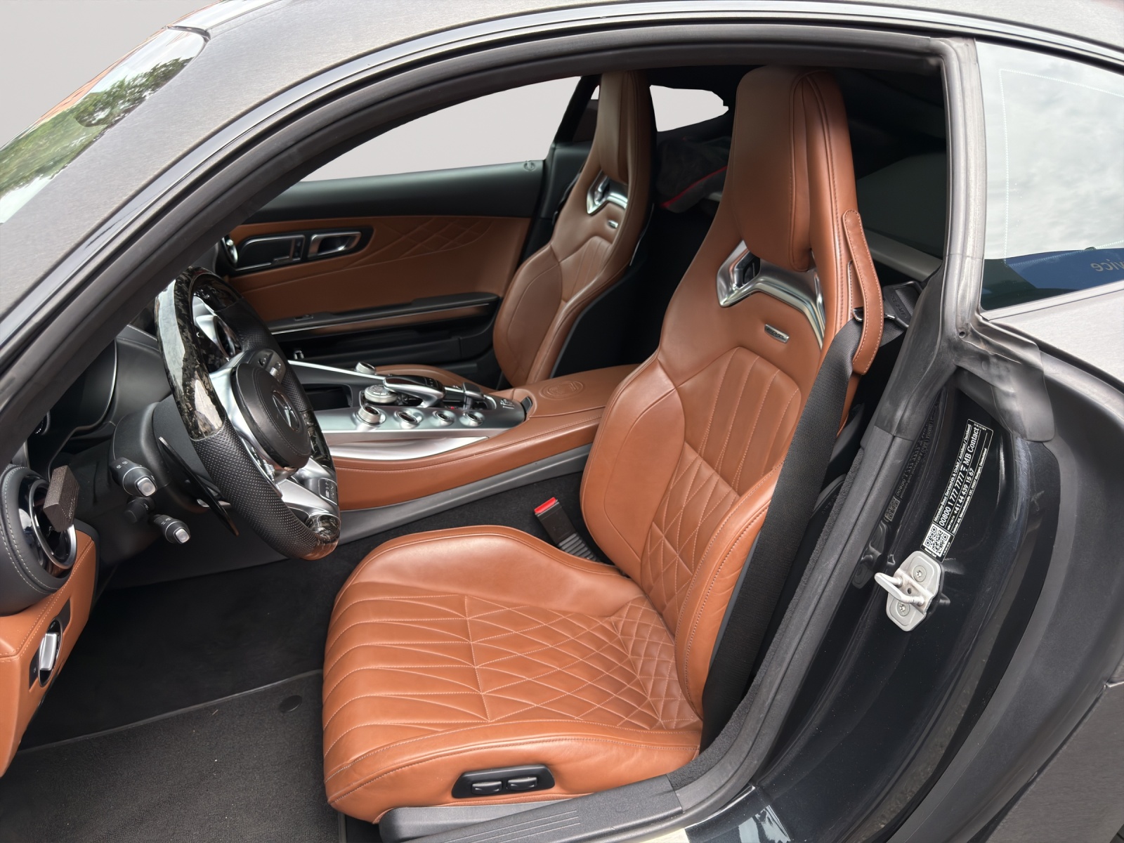 MERCEDES-BENZ AMG GT S Speedshift DCT-image-4