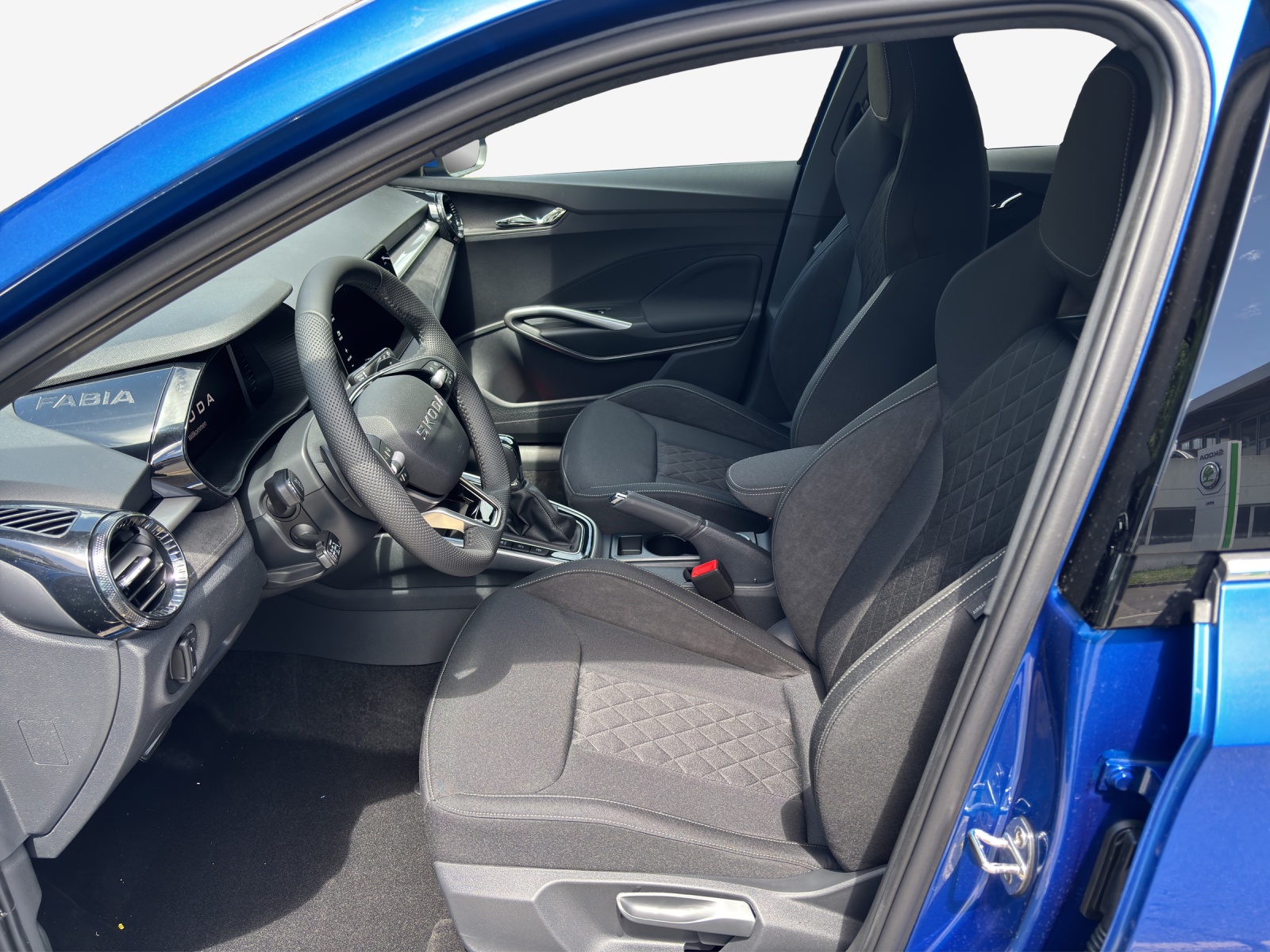 SKODA Fabia 1.0 TSI Dynamic DSG-image-7