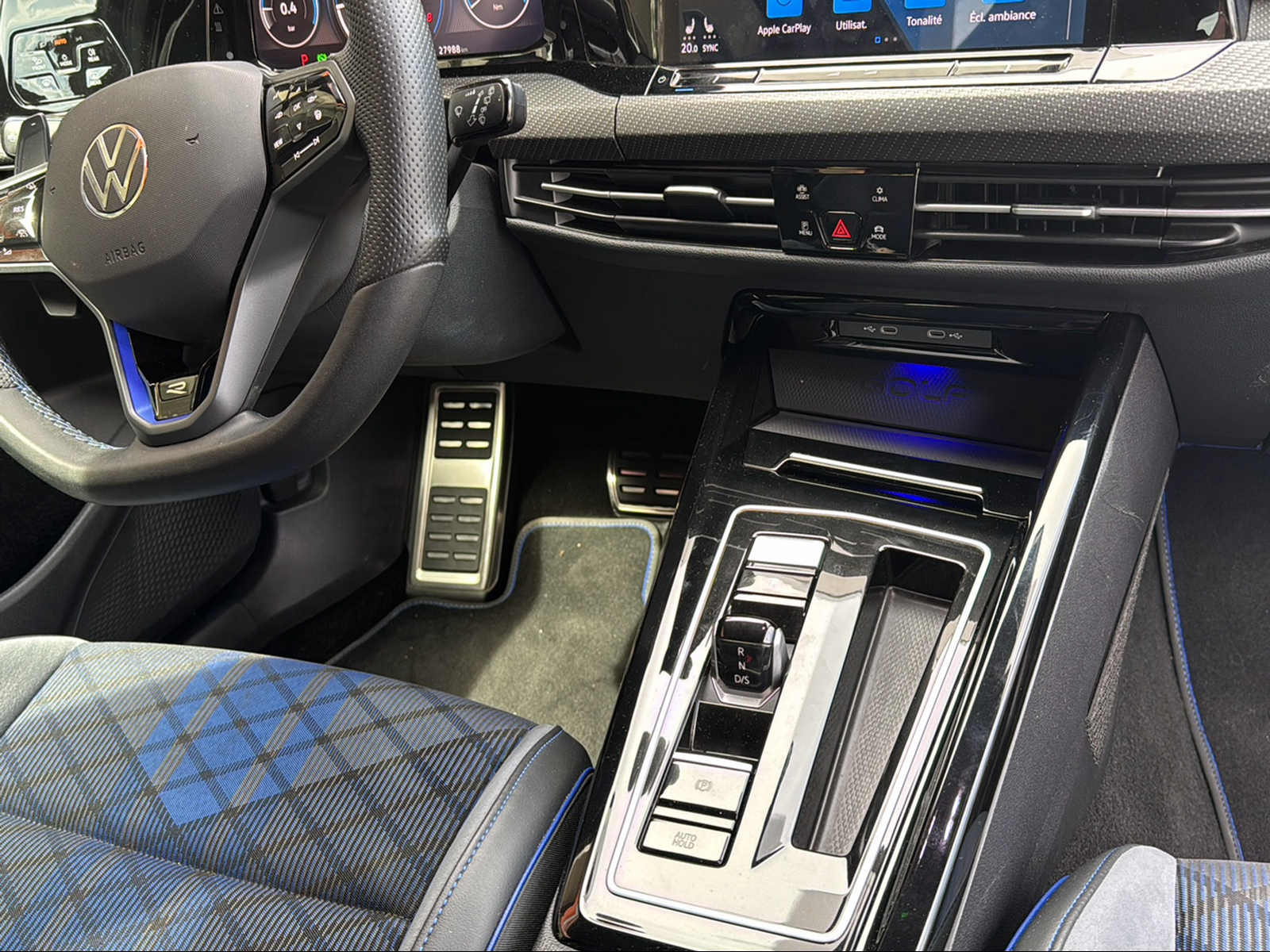VW Golf 2.0 TSI R DSG 4Motion R Performance-image-14