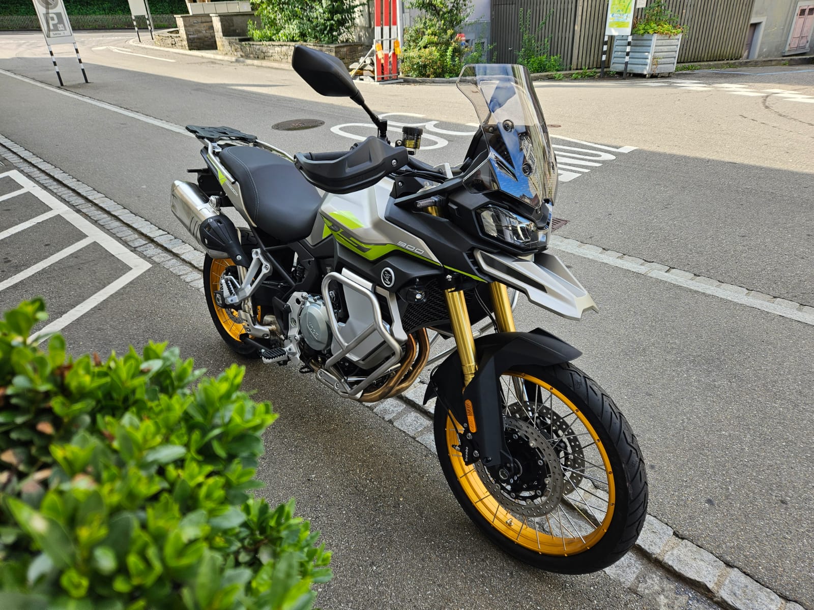 VOGE 900DSX ADVENTURE-showroom-element-3