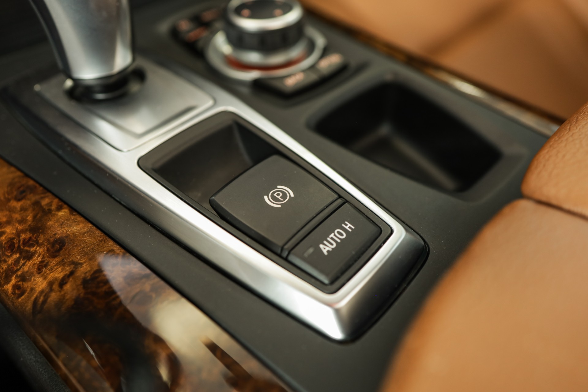 BMW X5 xDrive 30i (3.0si) Steptronic-image-16