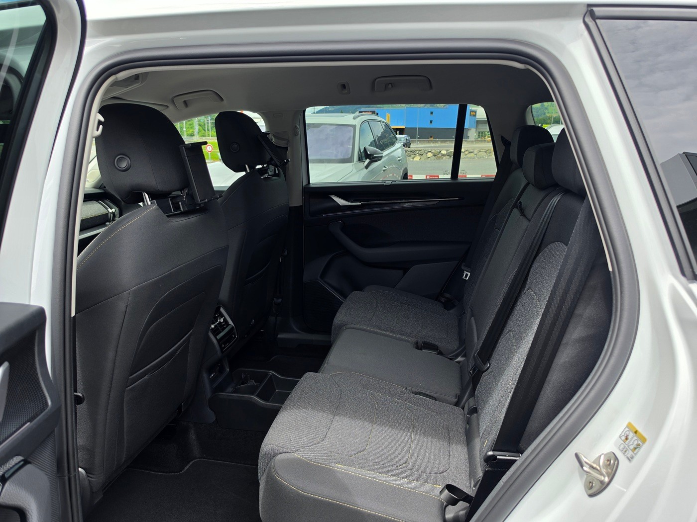 SKODA Kodiaq 2.0 TSI Dynamic 4x4-image-8