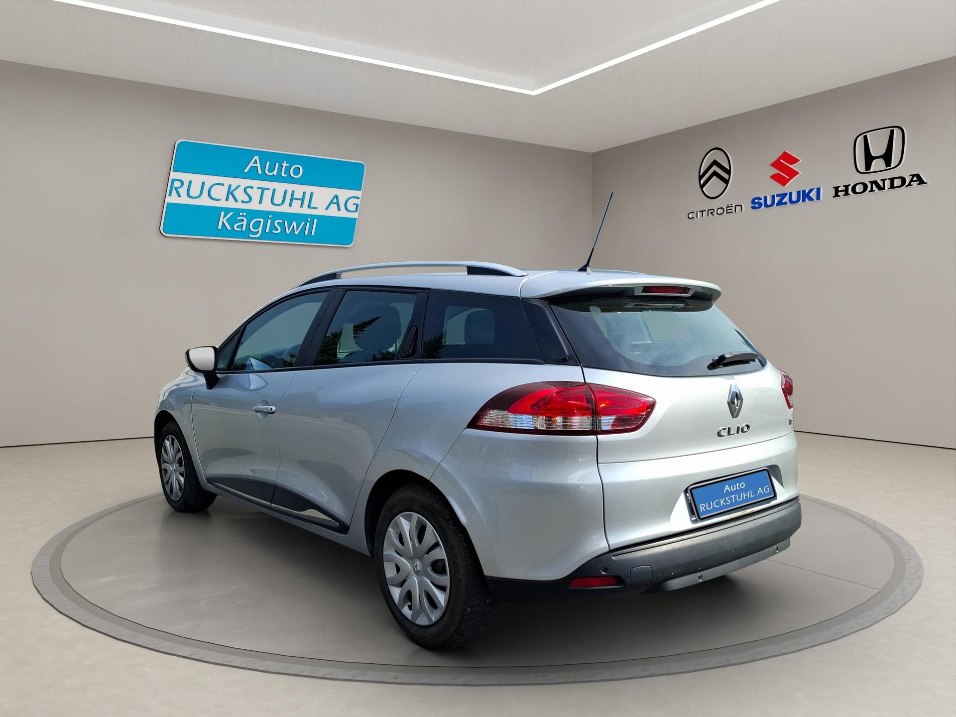 RENAULT Clio Grandtour 0.9 TCe Intens S/S-image-4