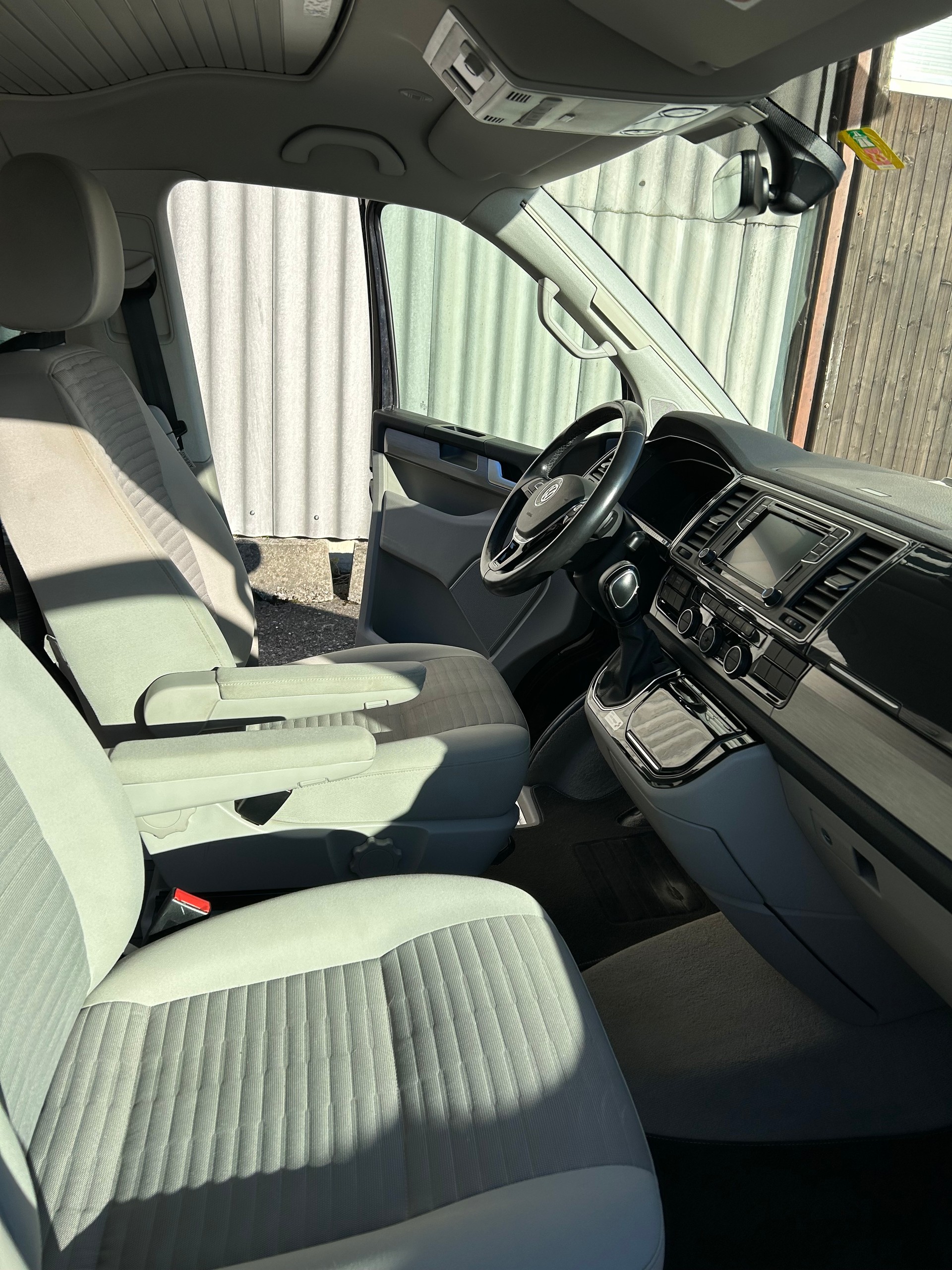 VW 2.0 TDI 150 Ocean DSG-image-3